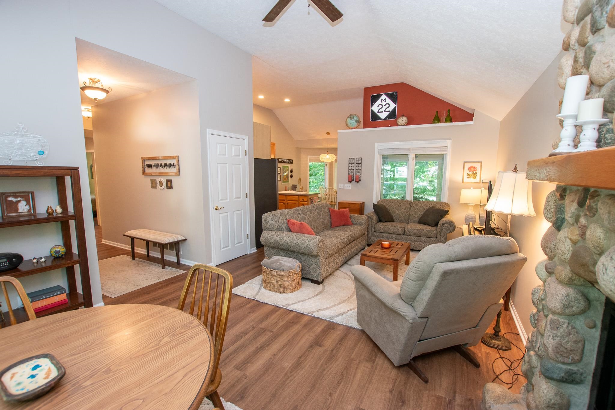 4804 S Green Court Property Photo 10