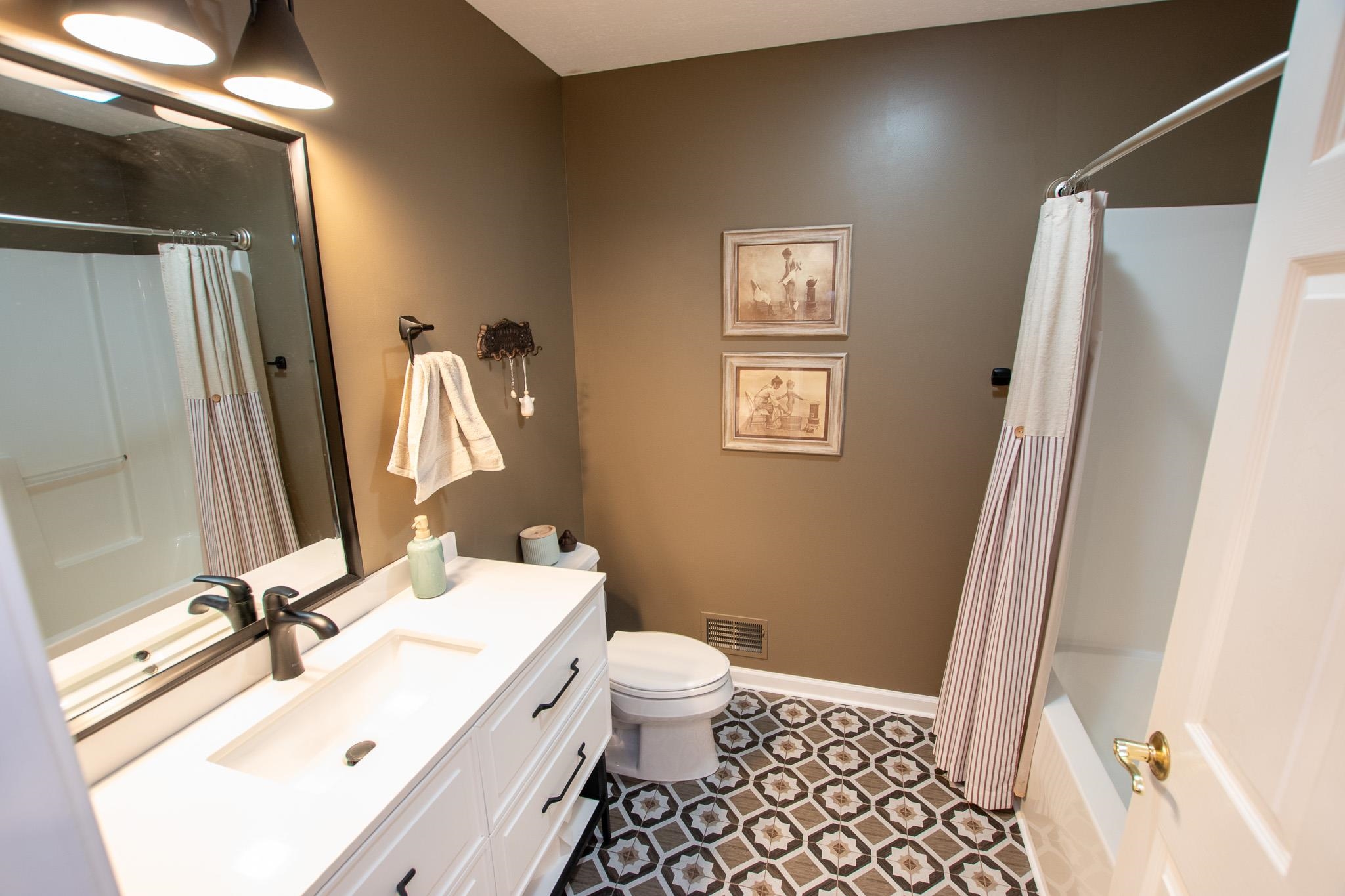 4804 S Green Court Property Photo 28
