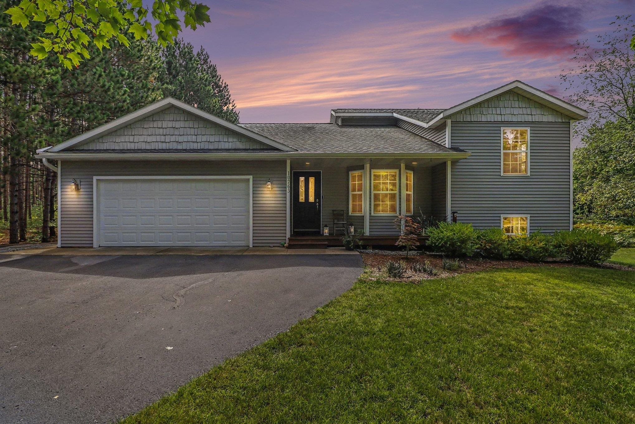 10763 Sweet Lilac Lane Property Photo 1
