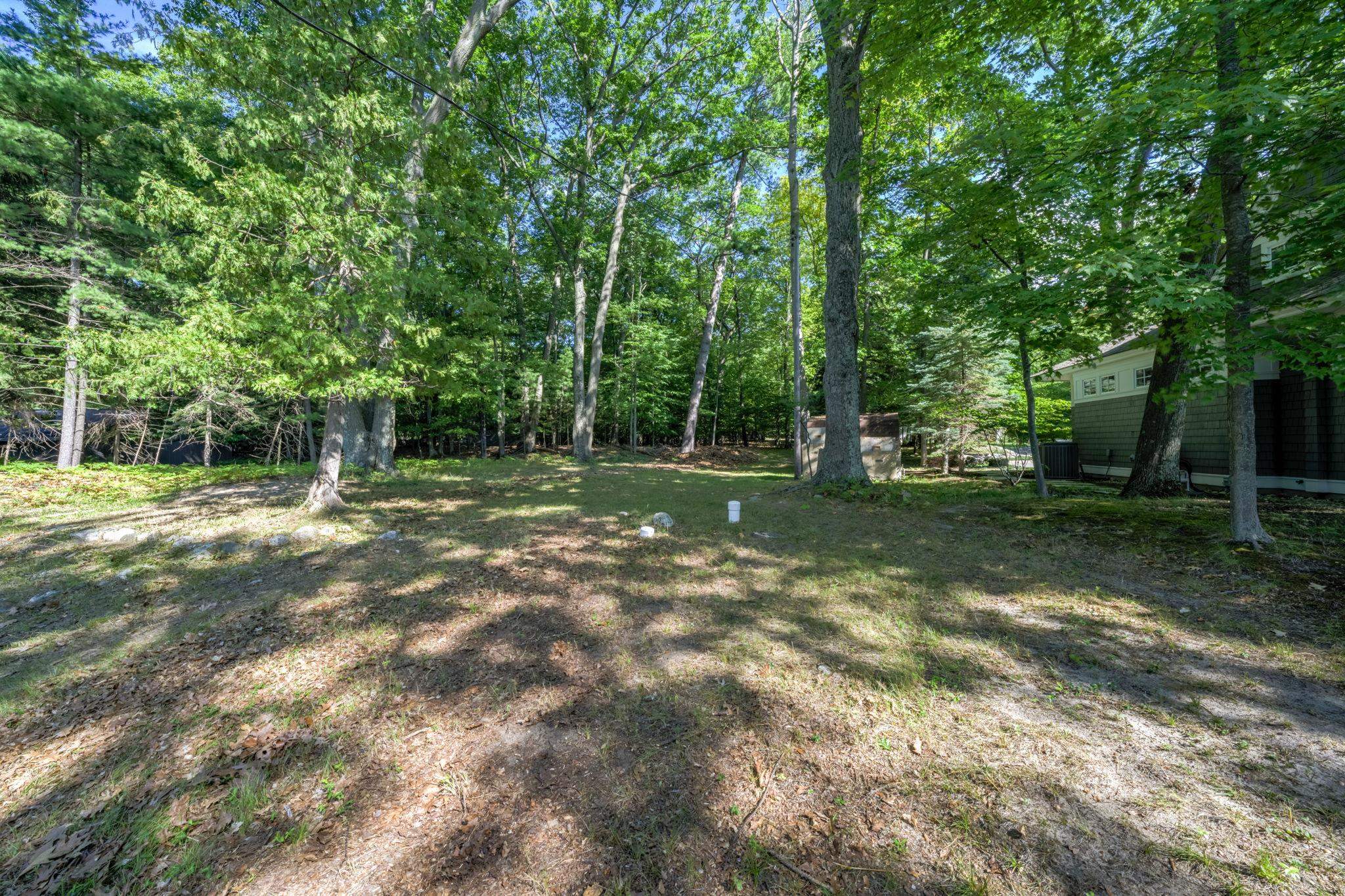 276 E Traverse Lake Road Property Photo 14