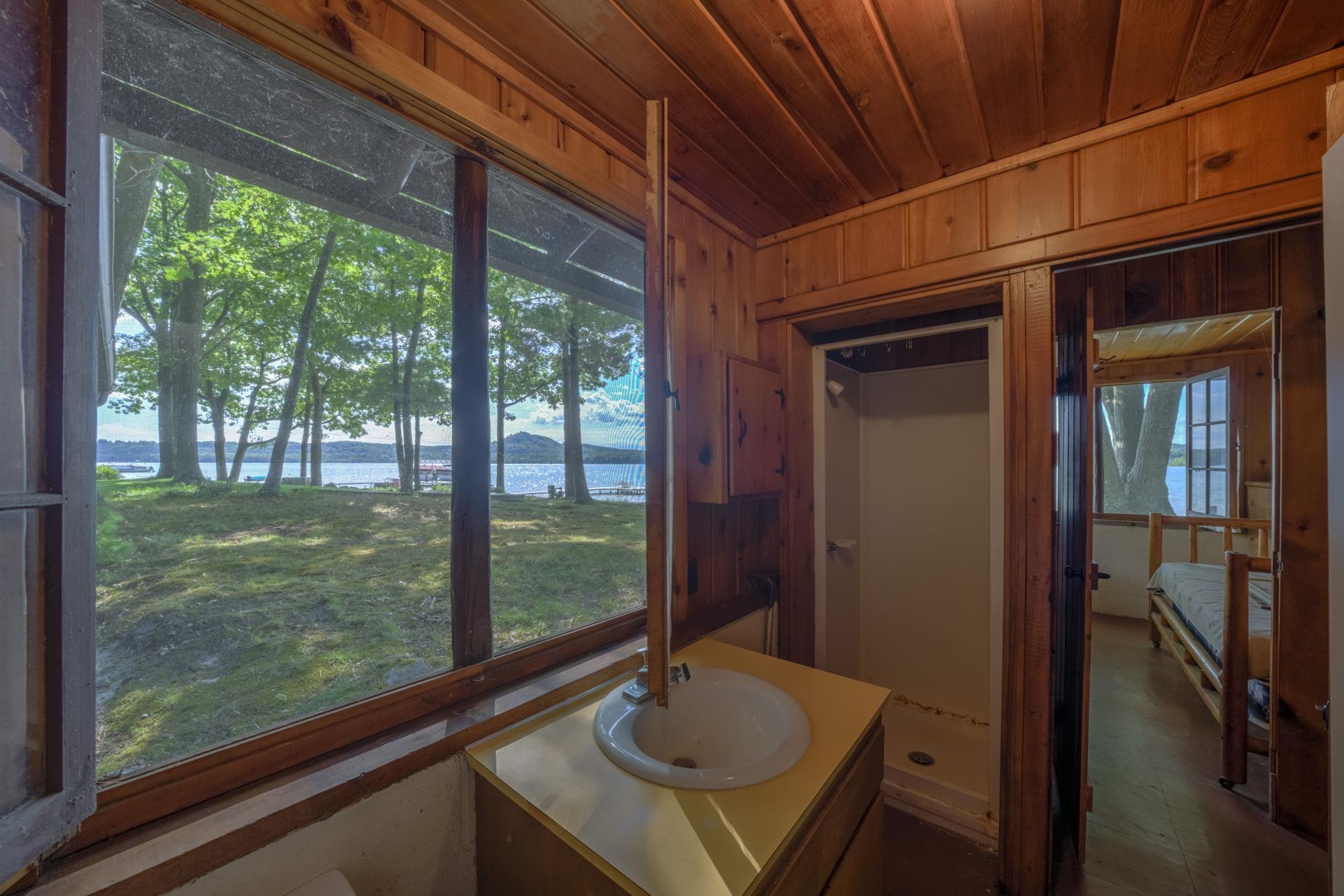 276 E Traverse Lake Road Property Photo 41