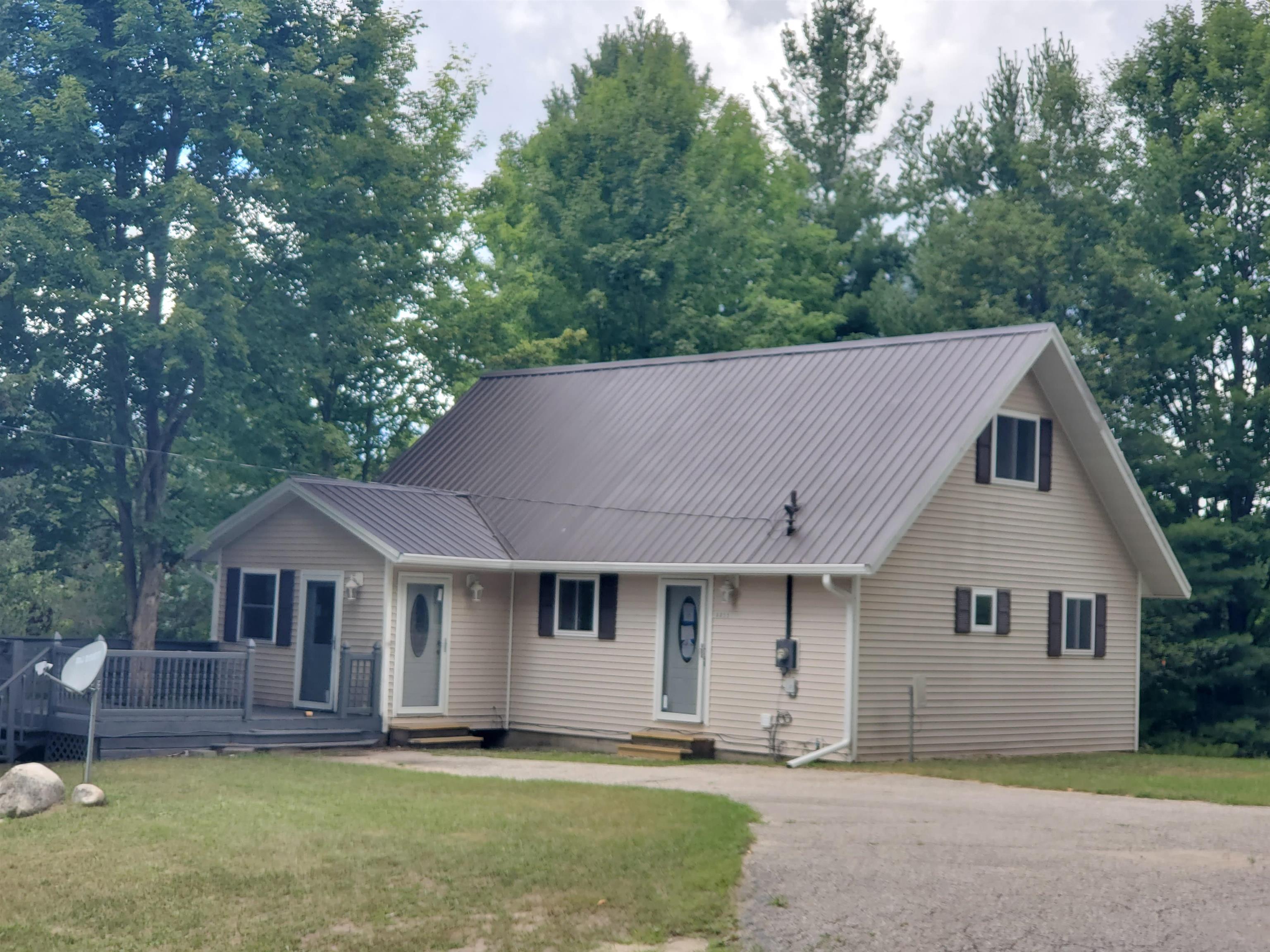 8055 N 41 Road Property Photo 1