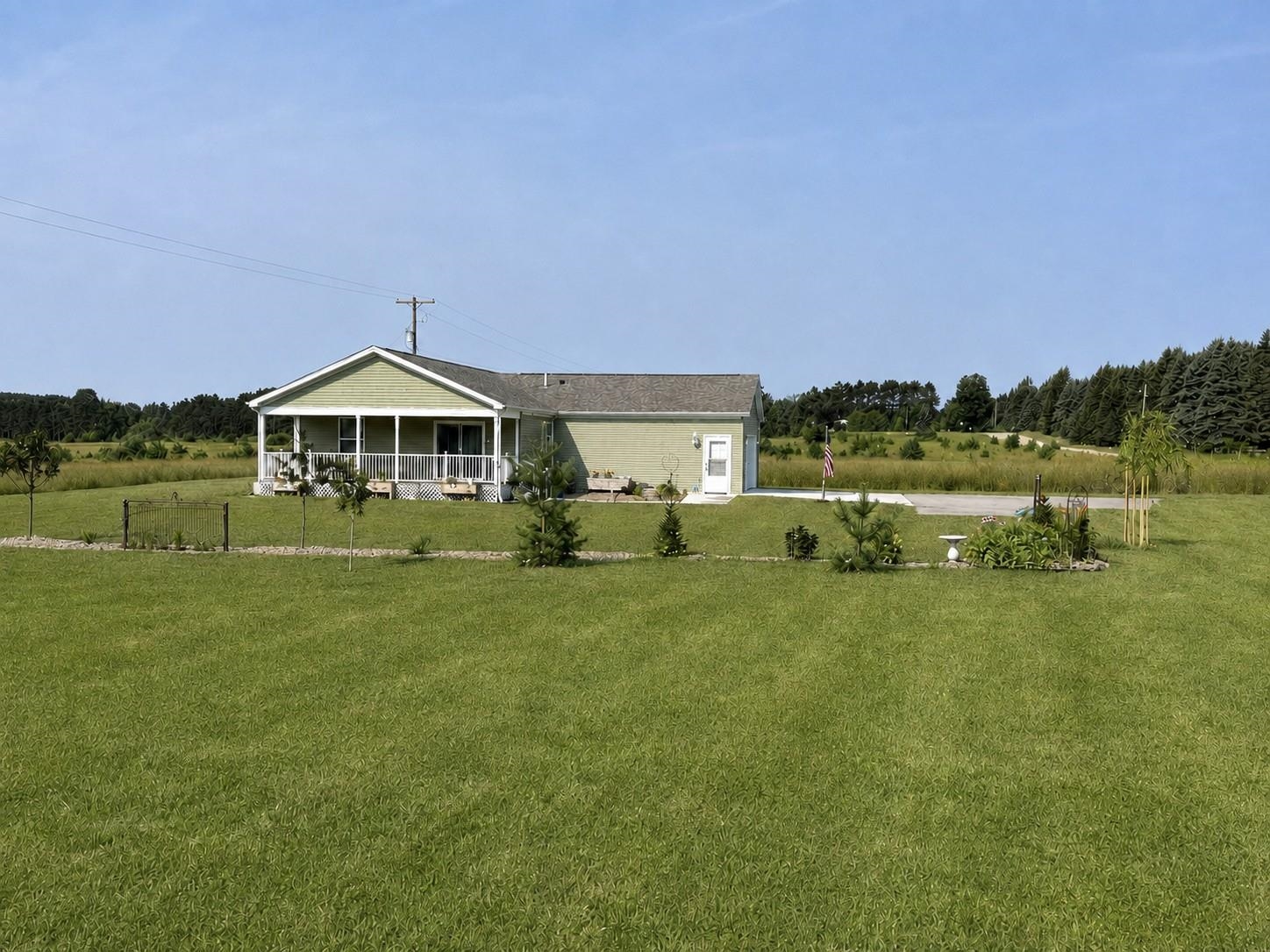 2968 Bowerman Road Property Photo 2