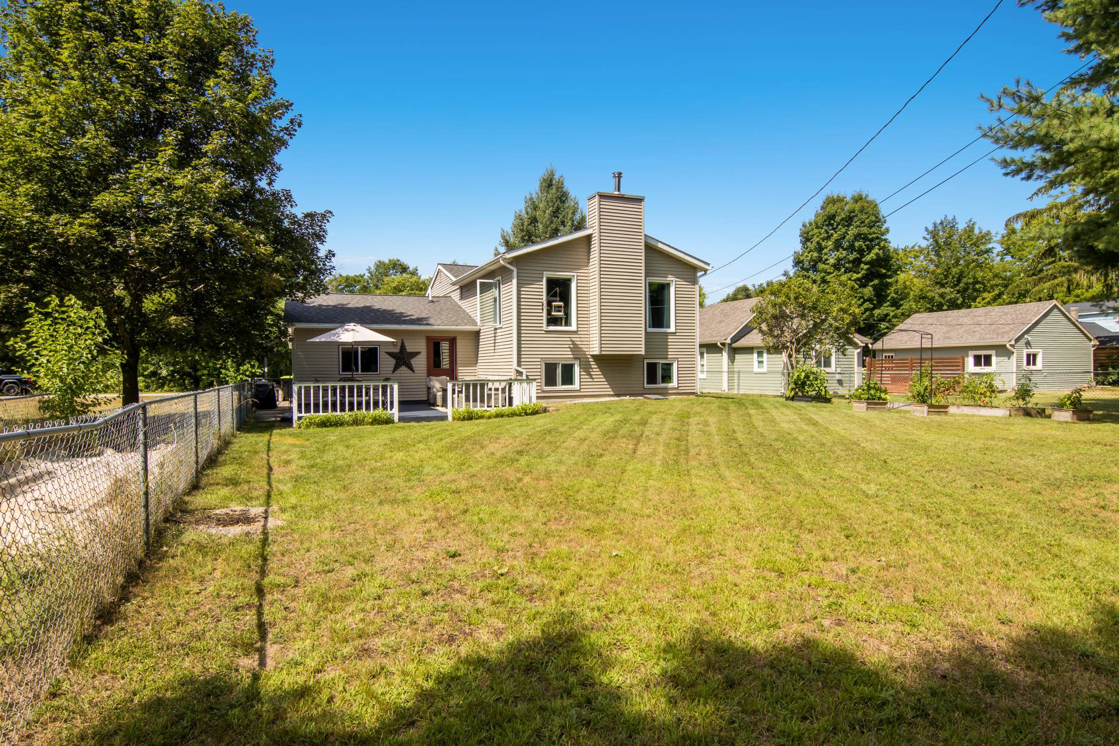 613 Spruce Street Property Photo 25