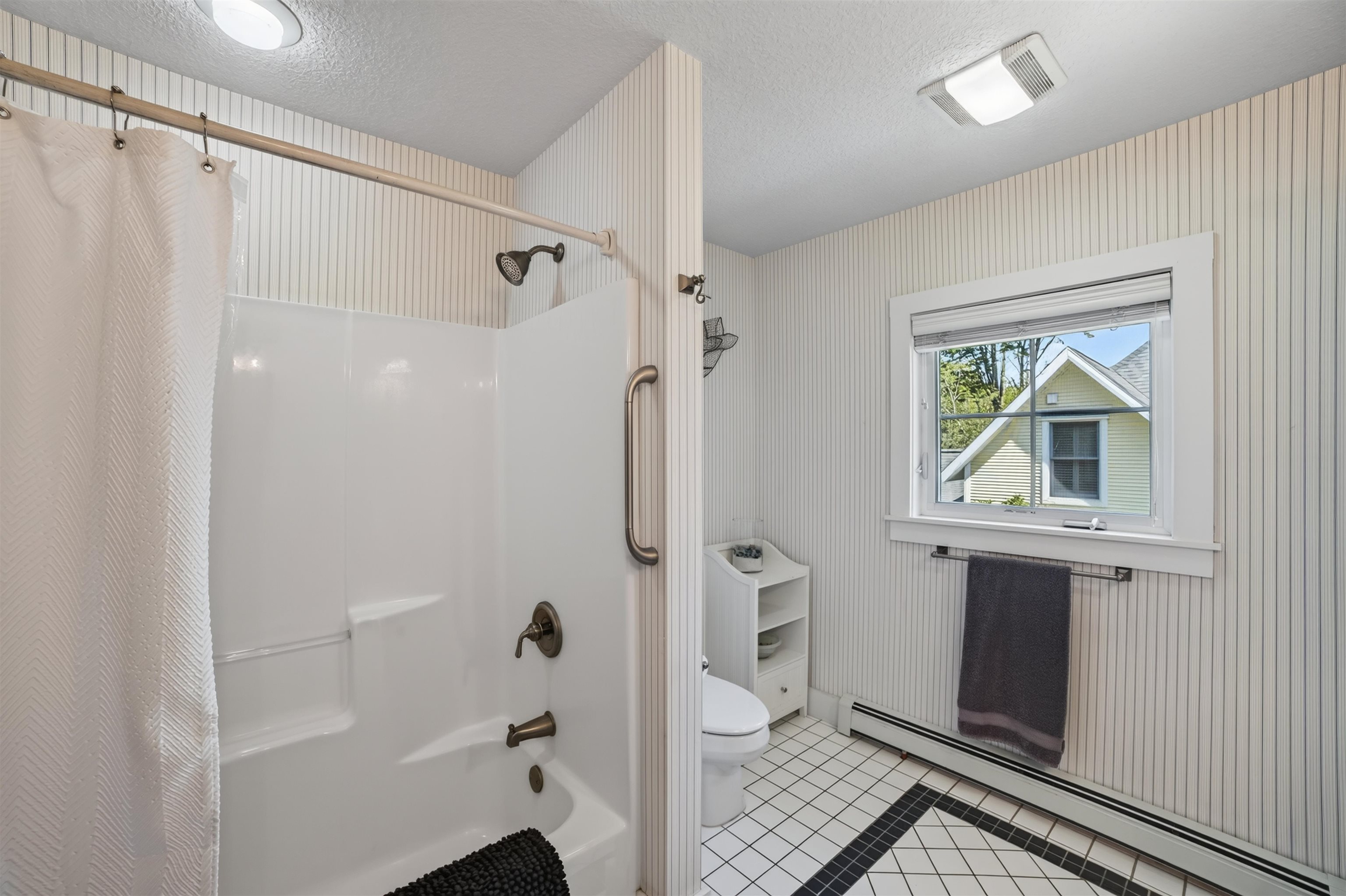 307 Antrim Street Property Photo 36