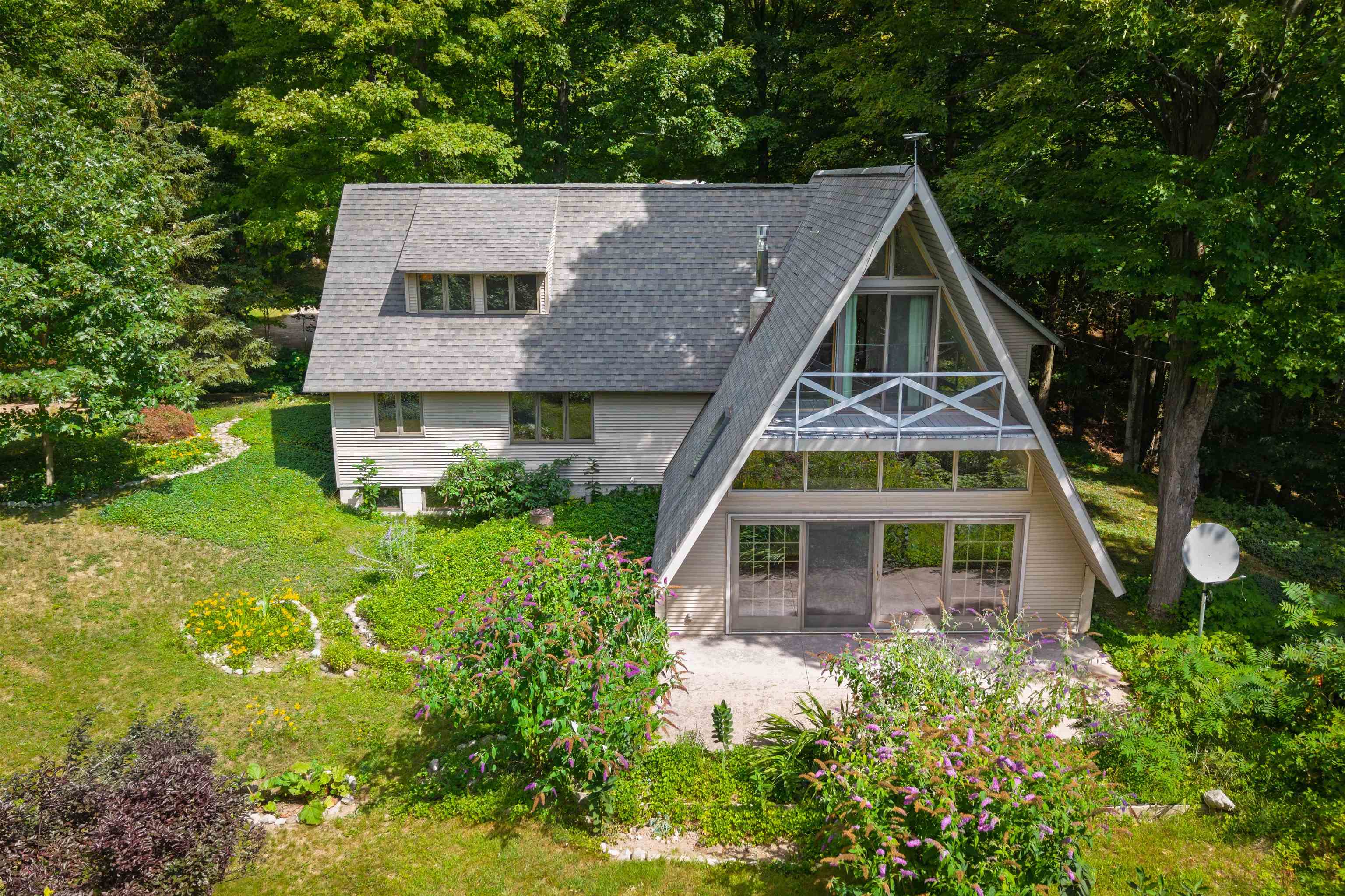 3618 S Maple Valley Road Property Photo 1