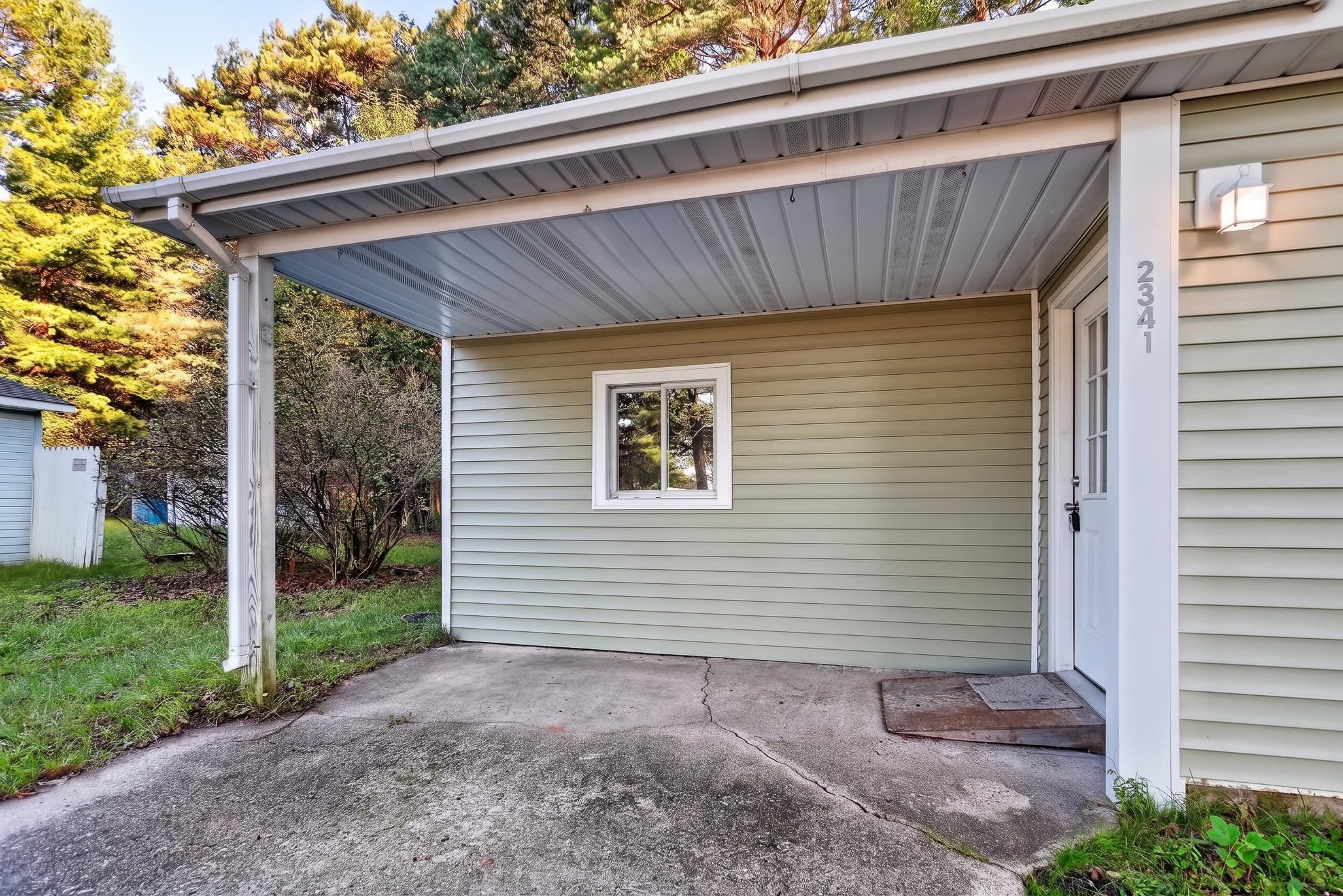 2341 Michigan Avenue Property Photo 4