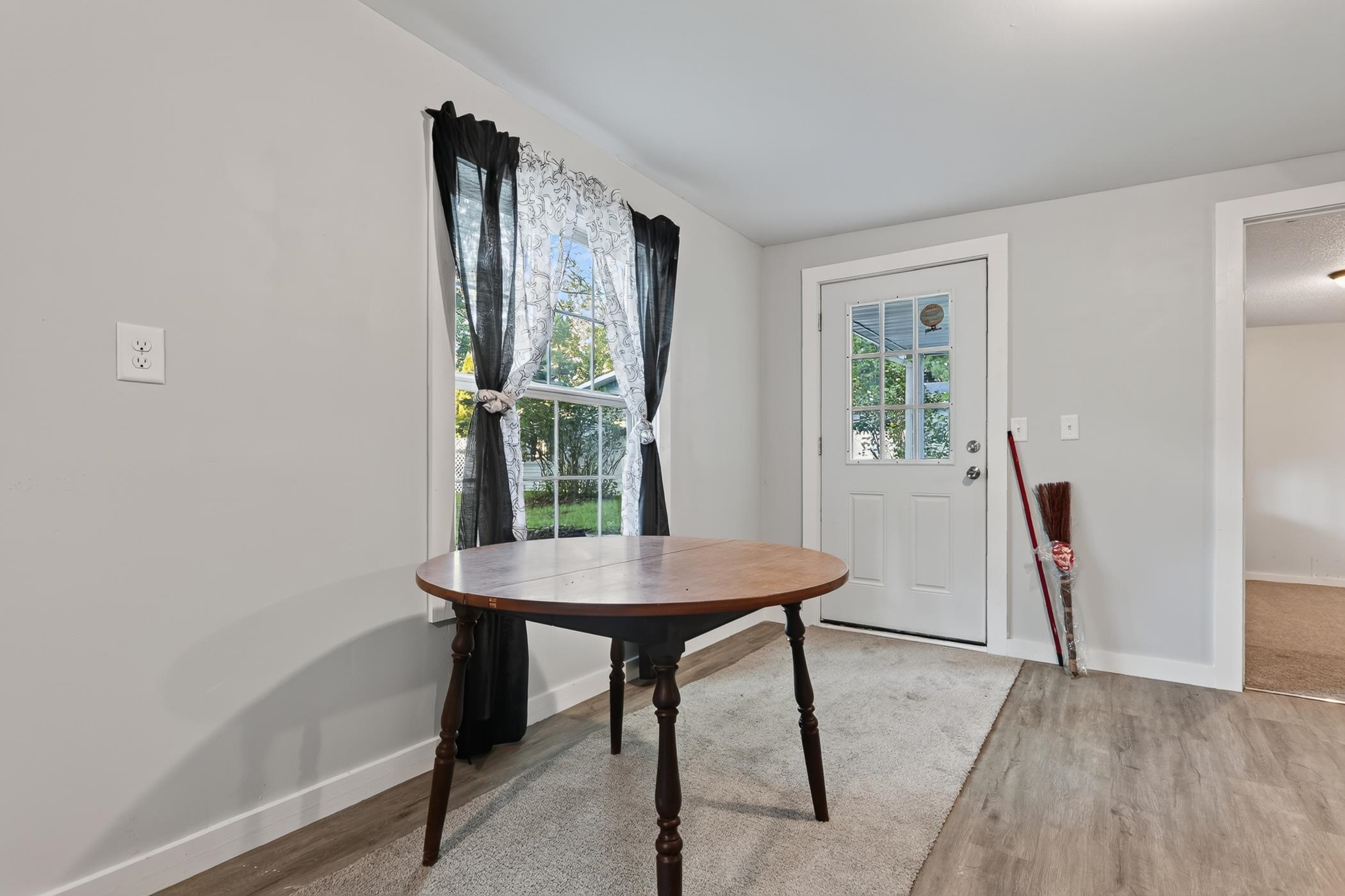 2341 Michigan Avenue Property Photo 5