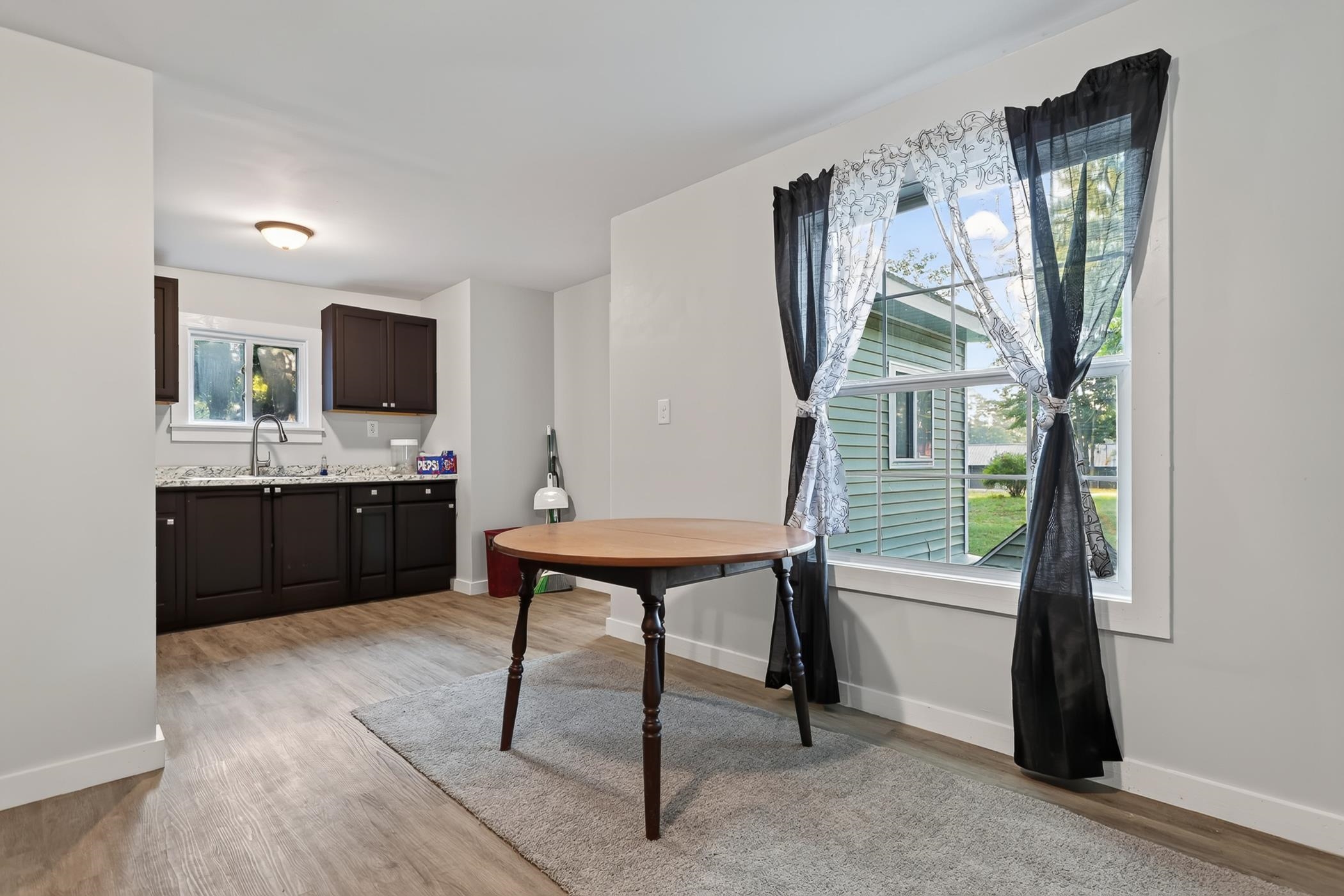 2341 Michigan Avenue Property Photo 6