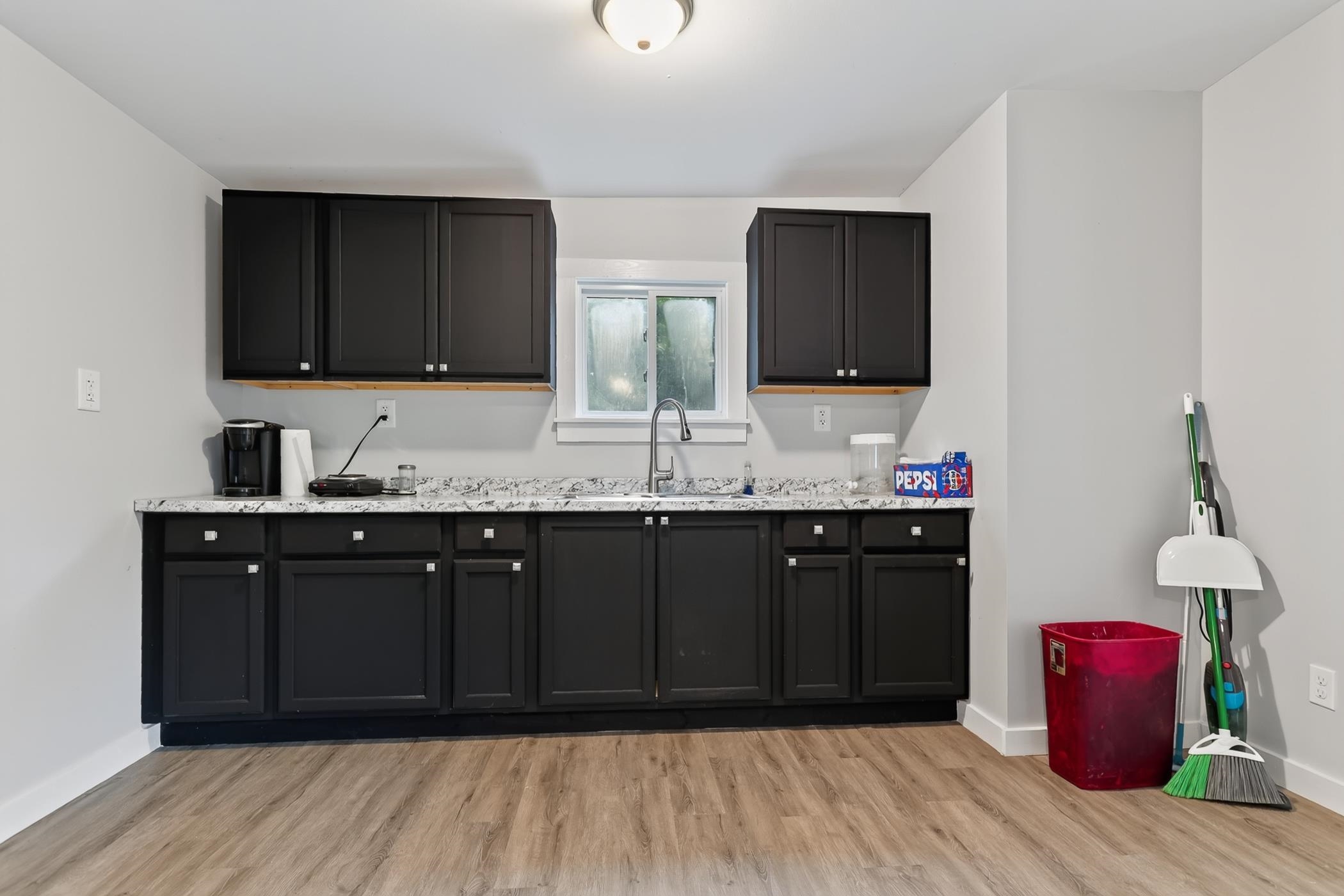 2341 Michigan Avenue Property Photo 10