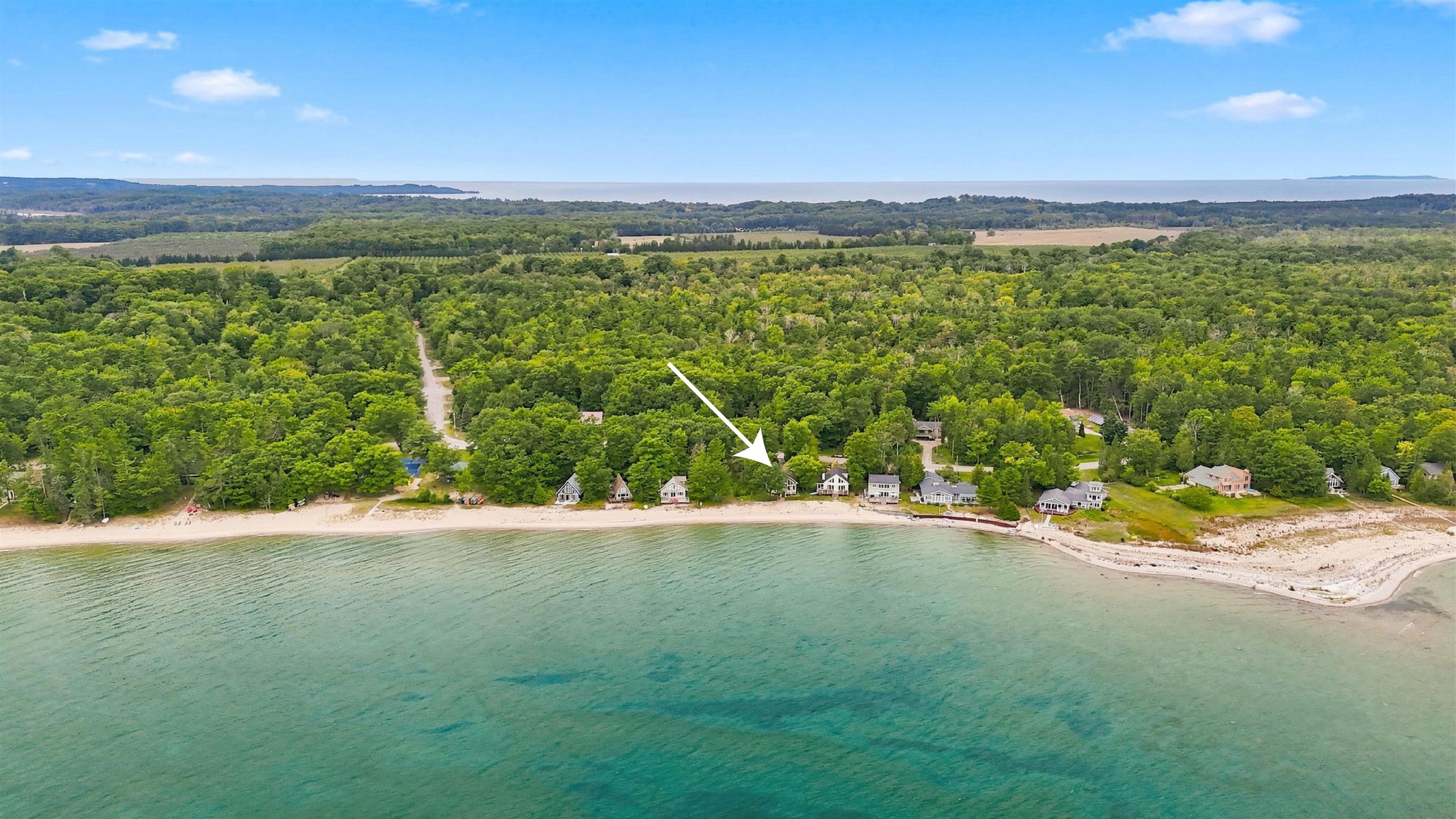 13700 N Forest Beach Property Photo 3