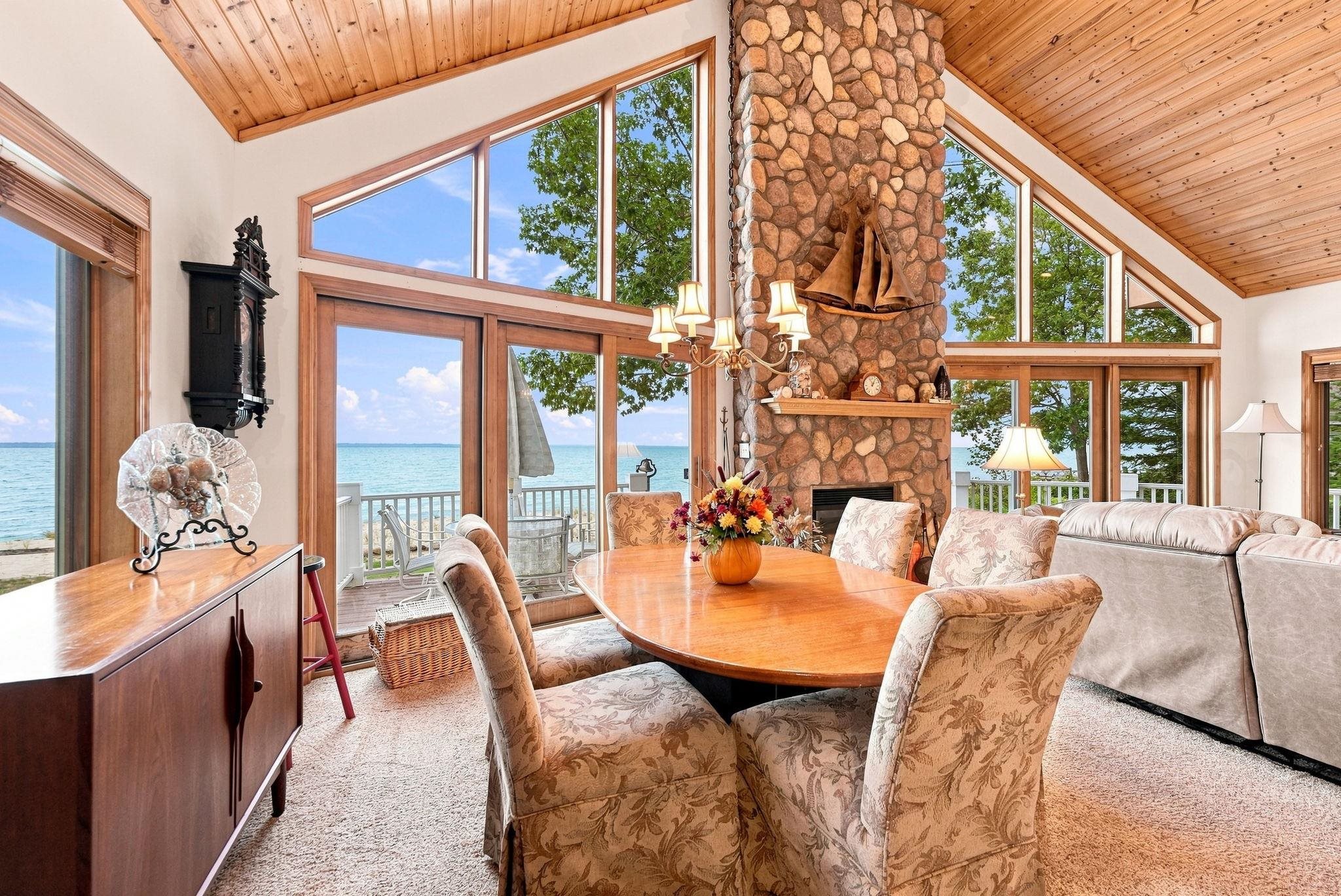 13700 N Forest Beach Property Photo 10