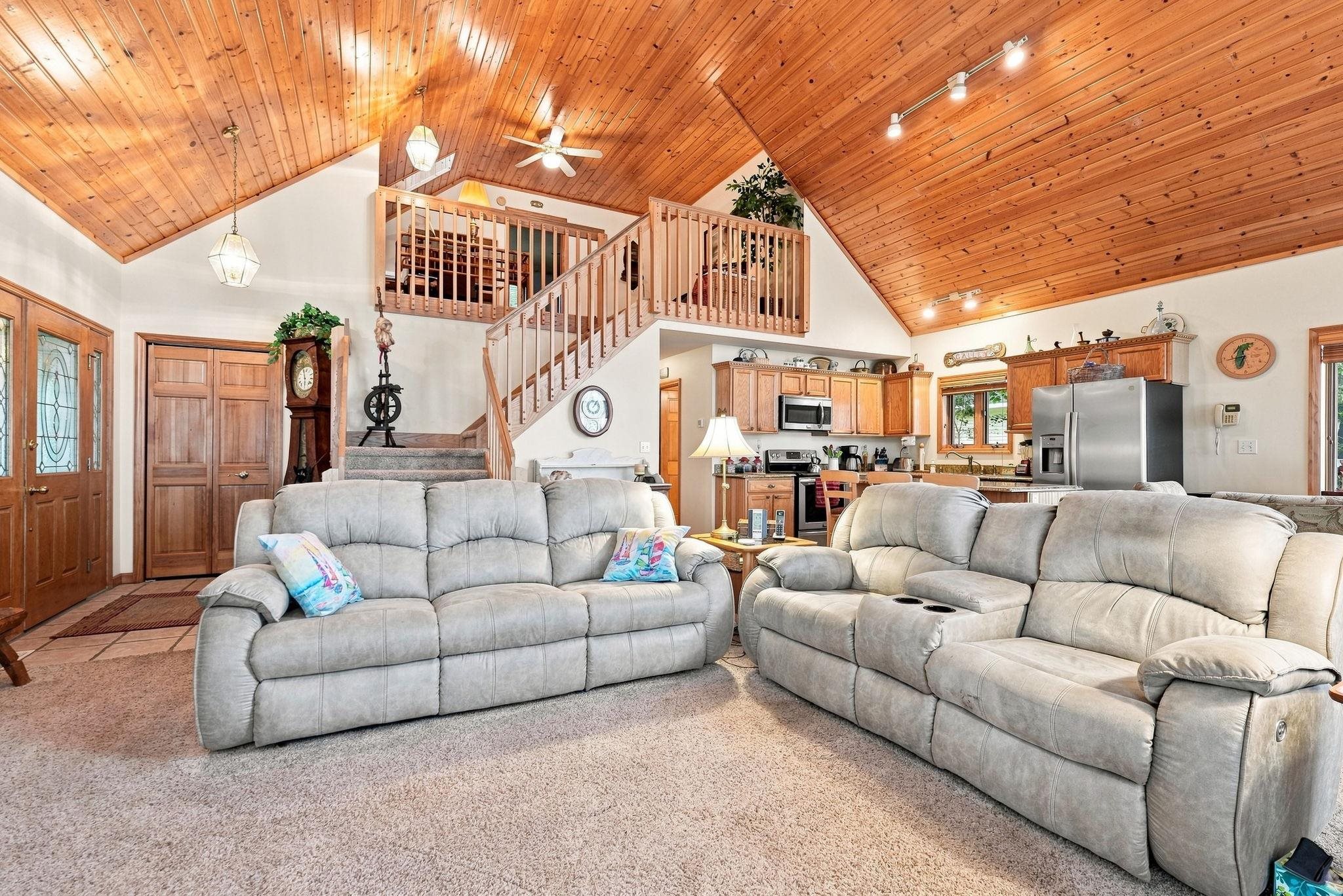 13700 N Forest Beach Property Photo 14