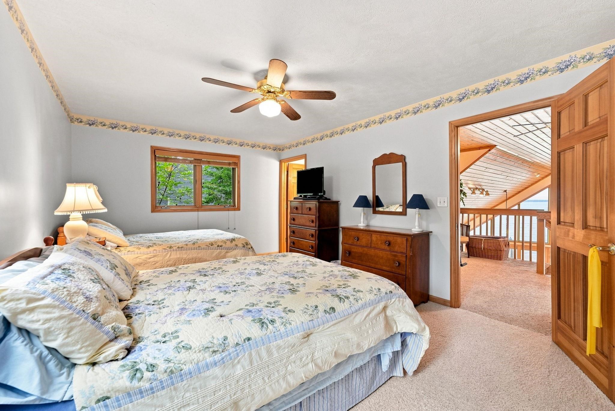 13700 N Forest Beach Property Photo 20