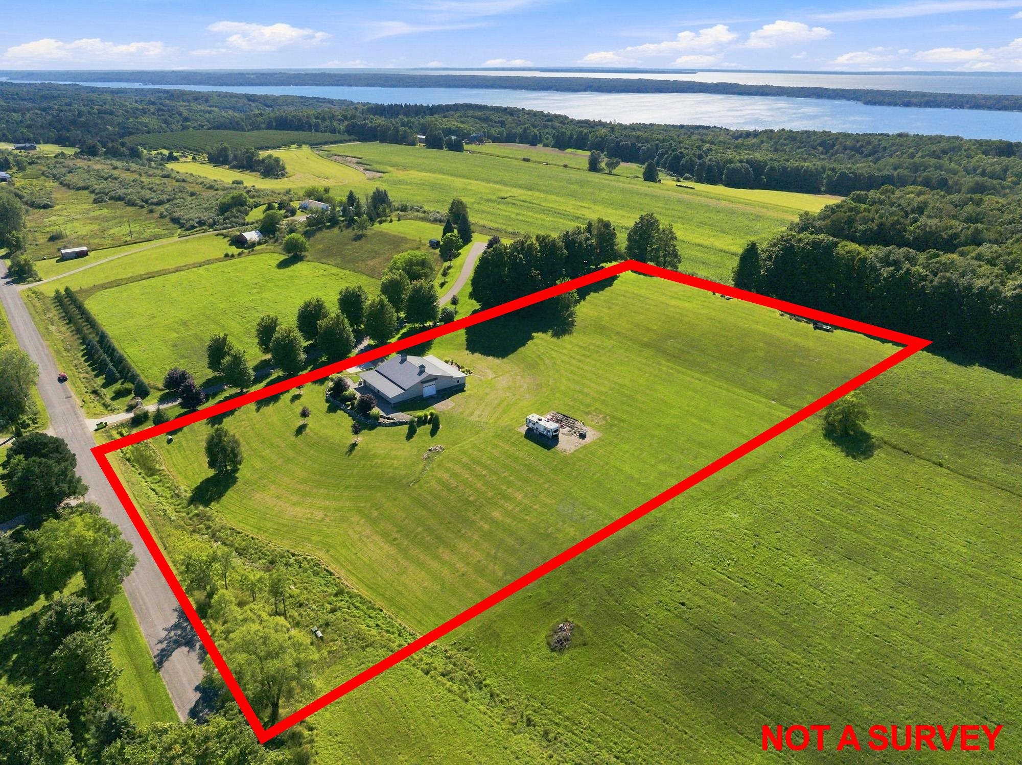 4135 Shadynook Road Property Photo 1
