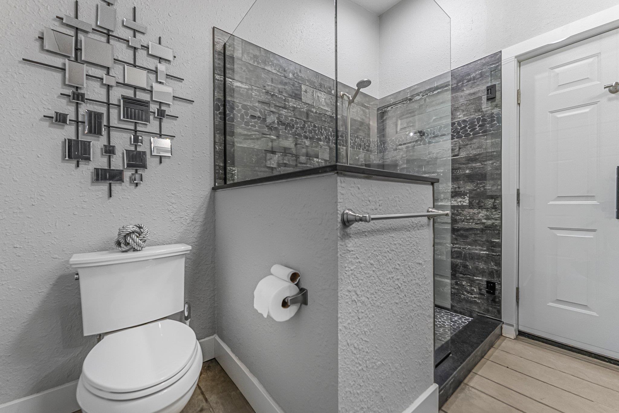 4135 Shadynook Road Property Photo 28