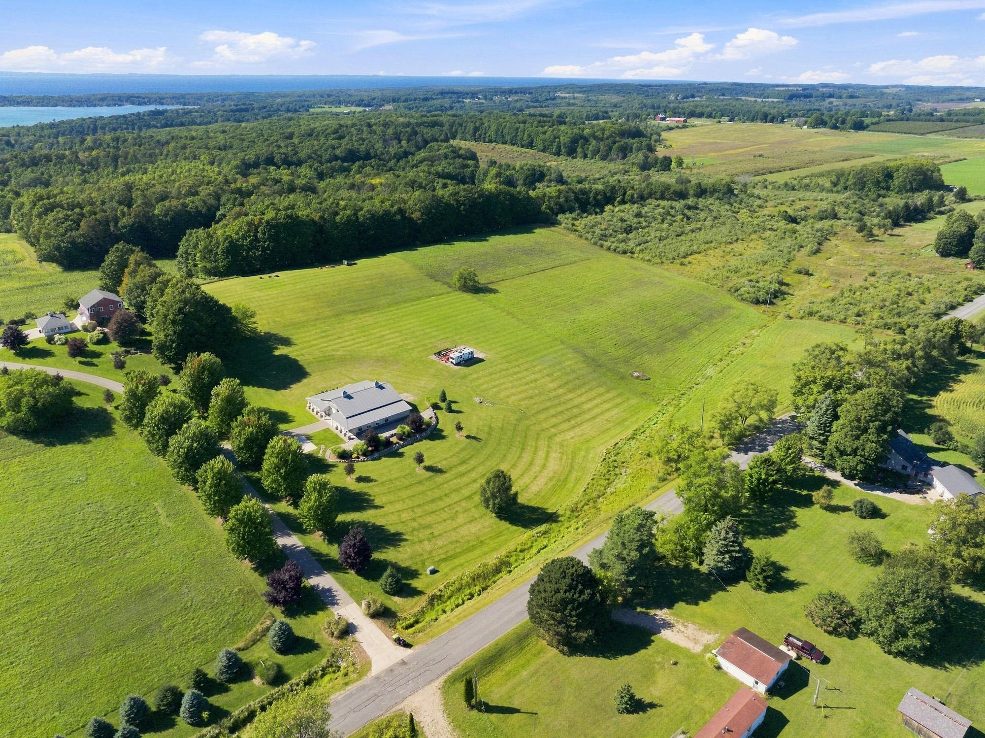 4135 Shadynook Road Property Photo 47
