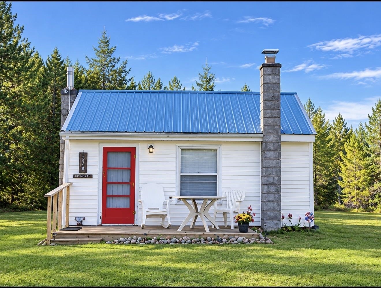 5956 Kniss Road Property Photo 1