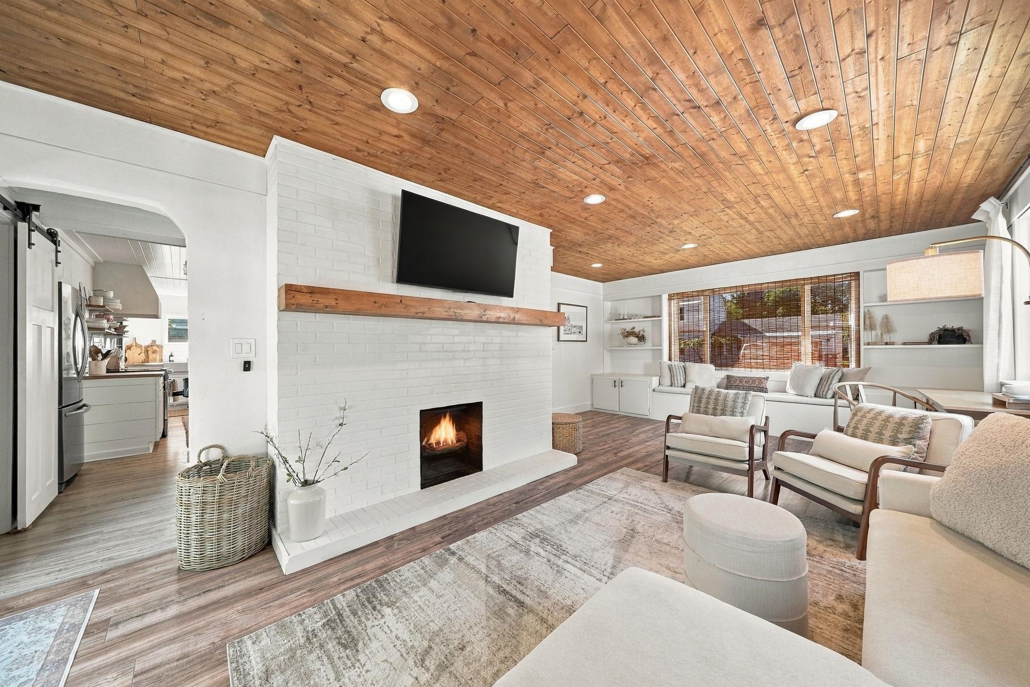 103 Court Street Property Photo 11
