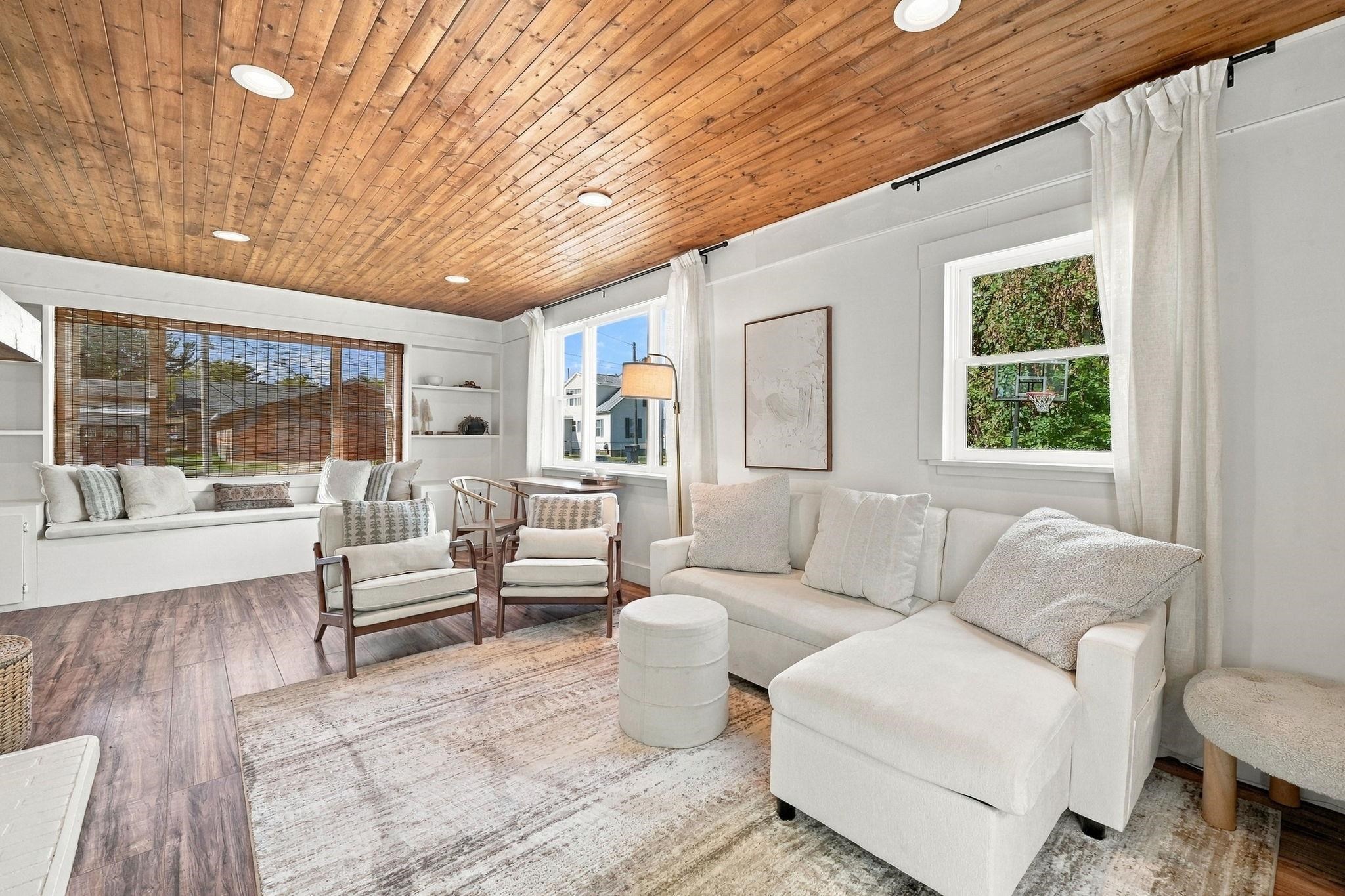 103 Court Street Property Photo 12
