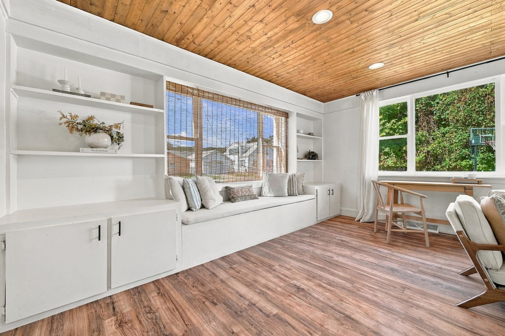 103 Court Street Property Photo 15