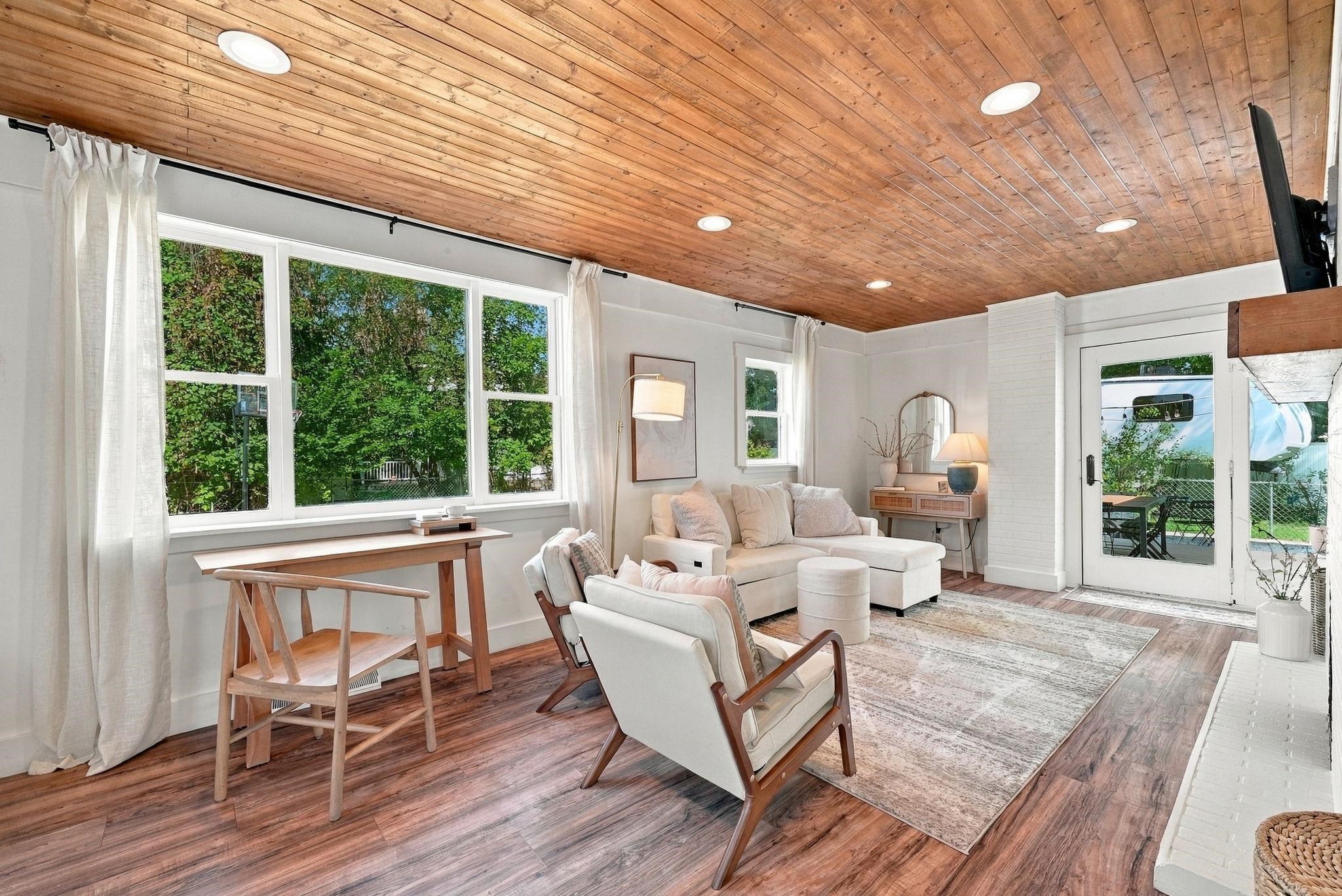 103 Court Street Property Photo 16