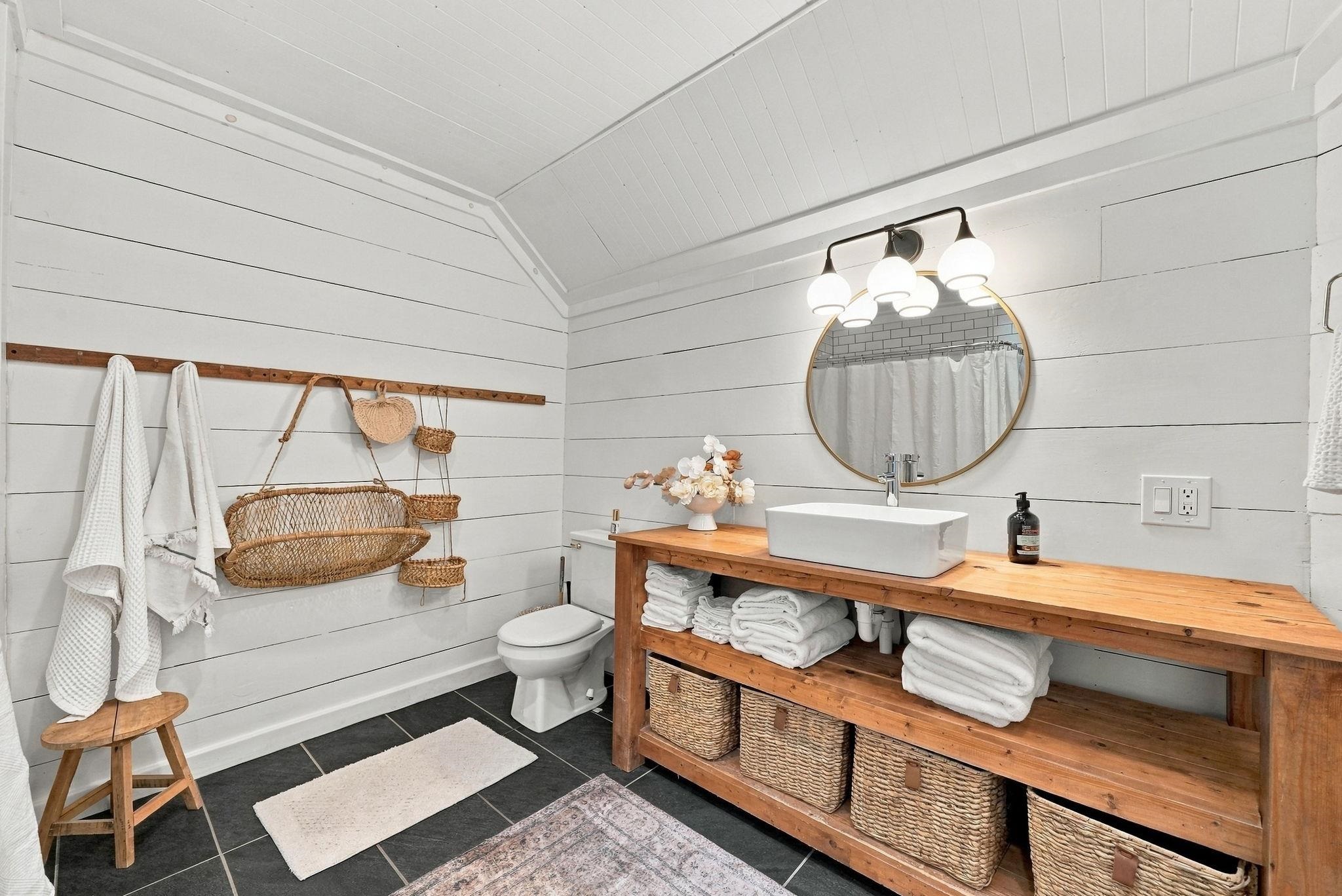 103 Court Street Property Photo 27