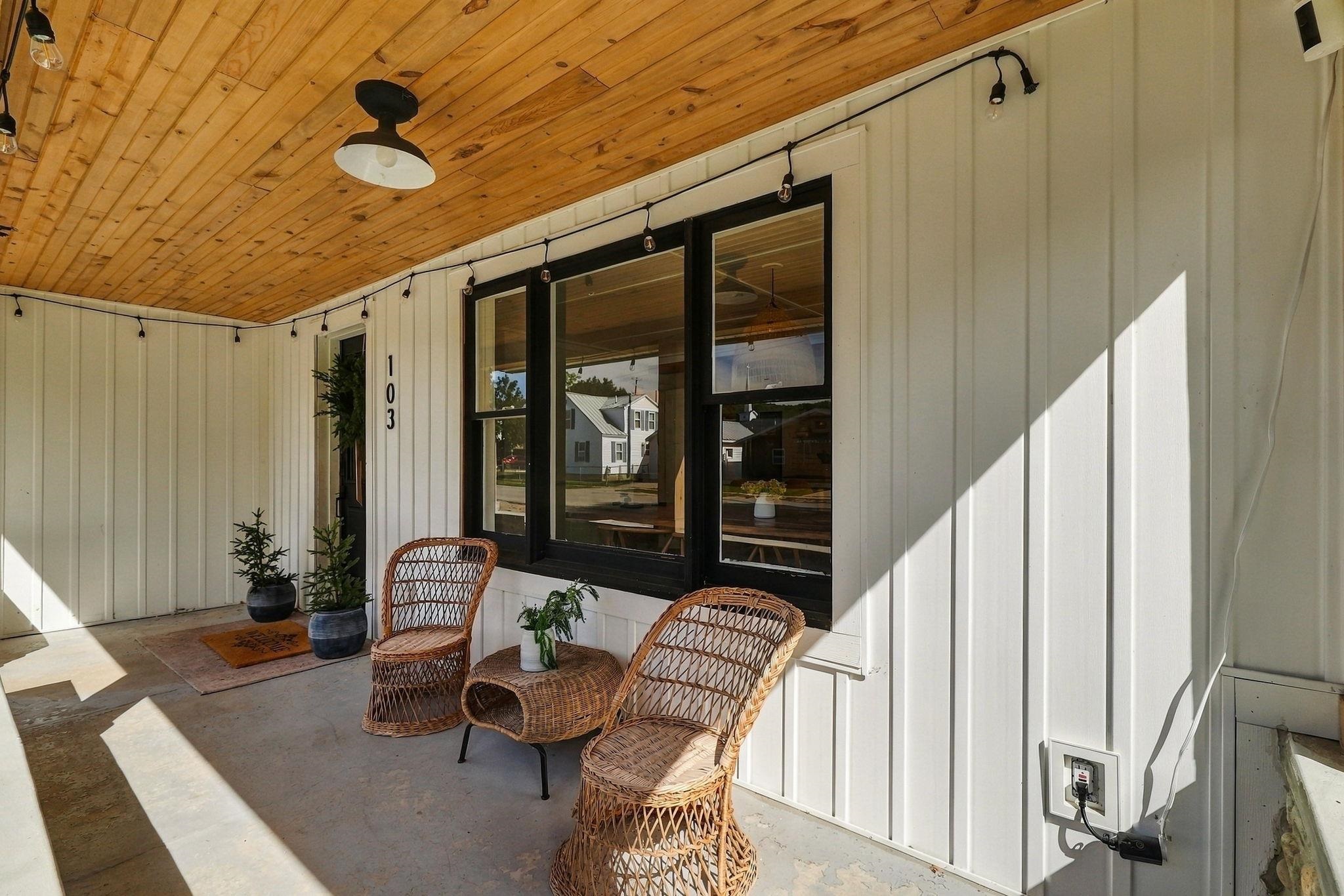 103 Court Street Property Photo 35