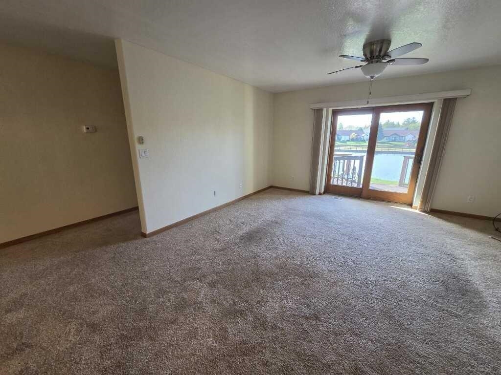303 Wildwood Drive Property Photo 11