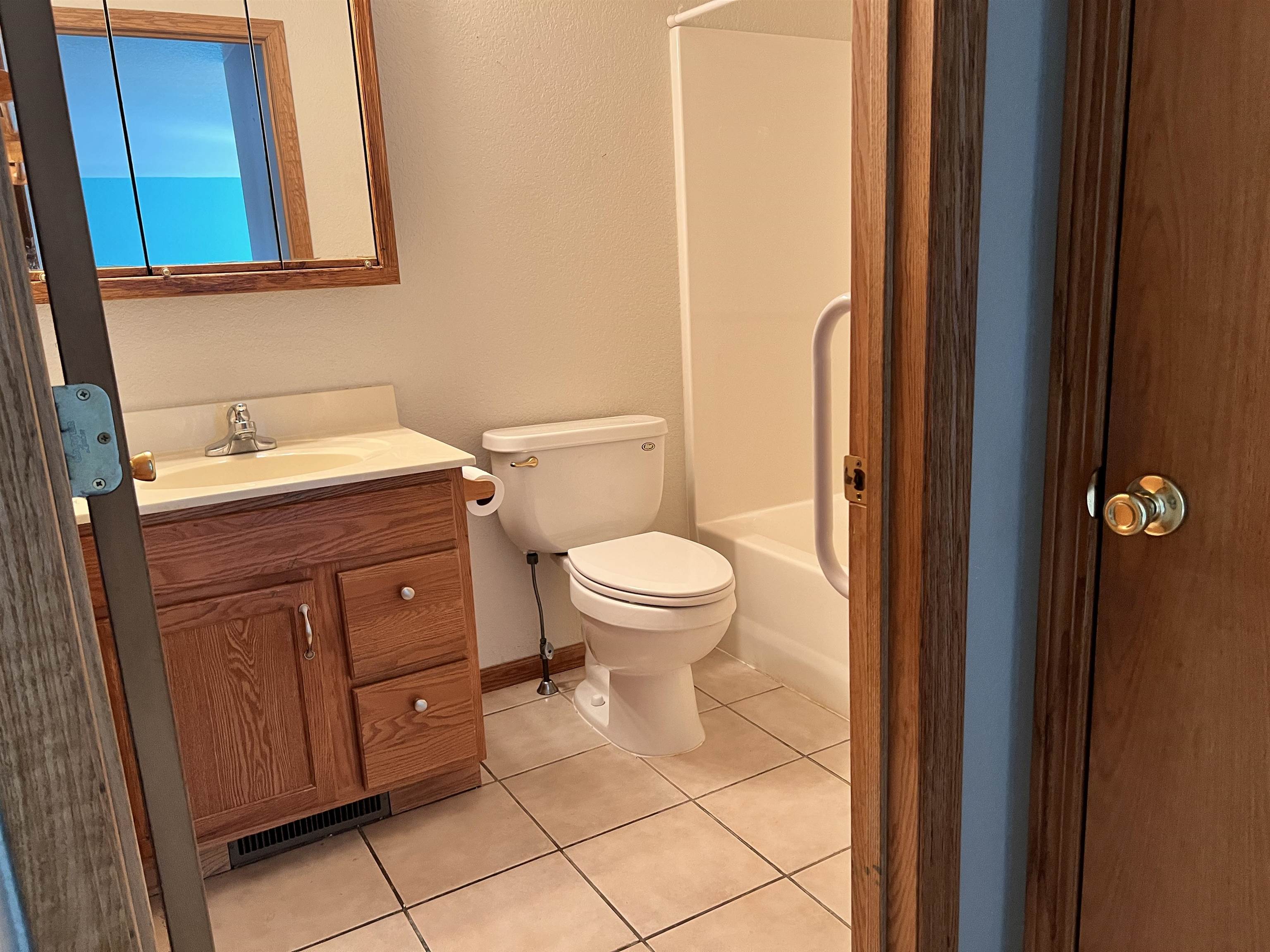 303 Wildwood Drive Property Photo 20