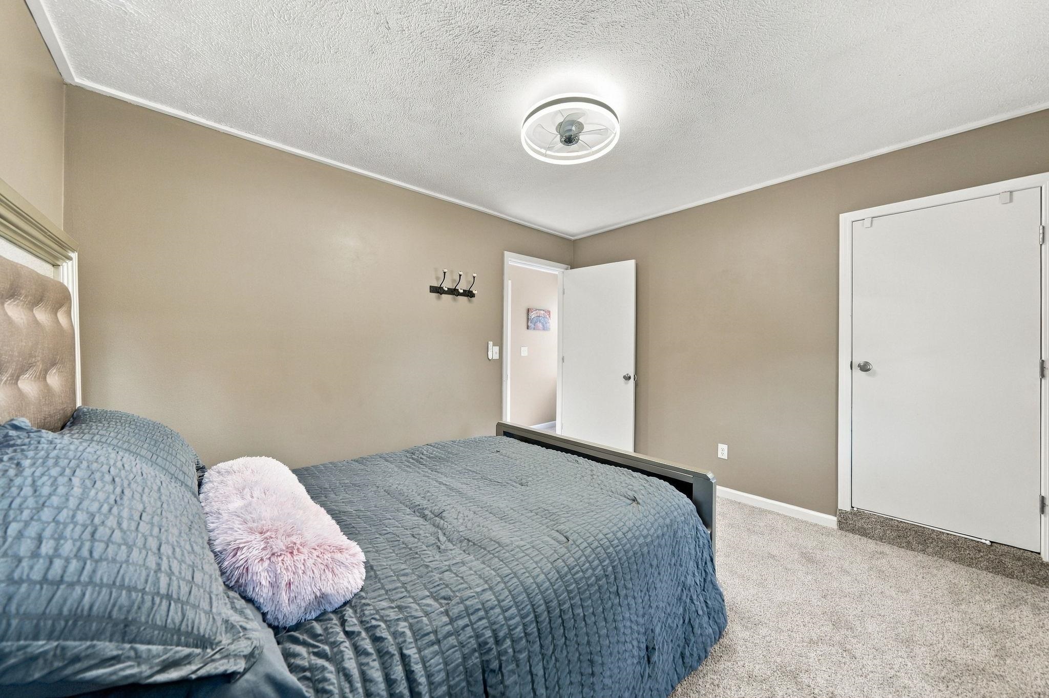 707 Pine Street Property Photo 30