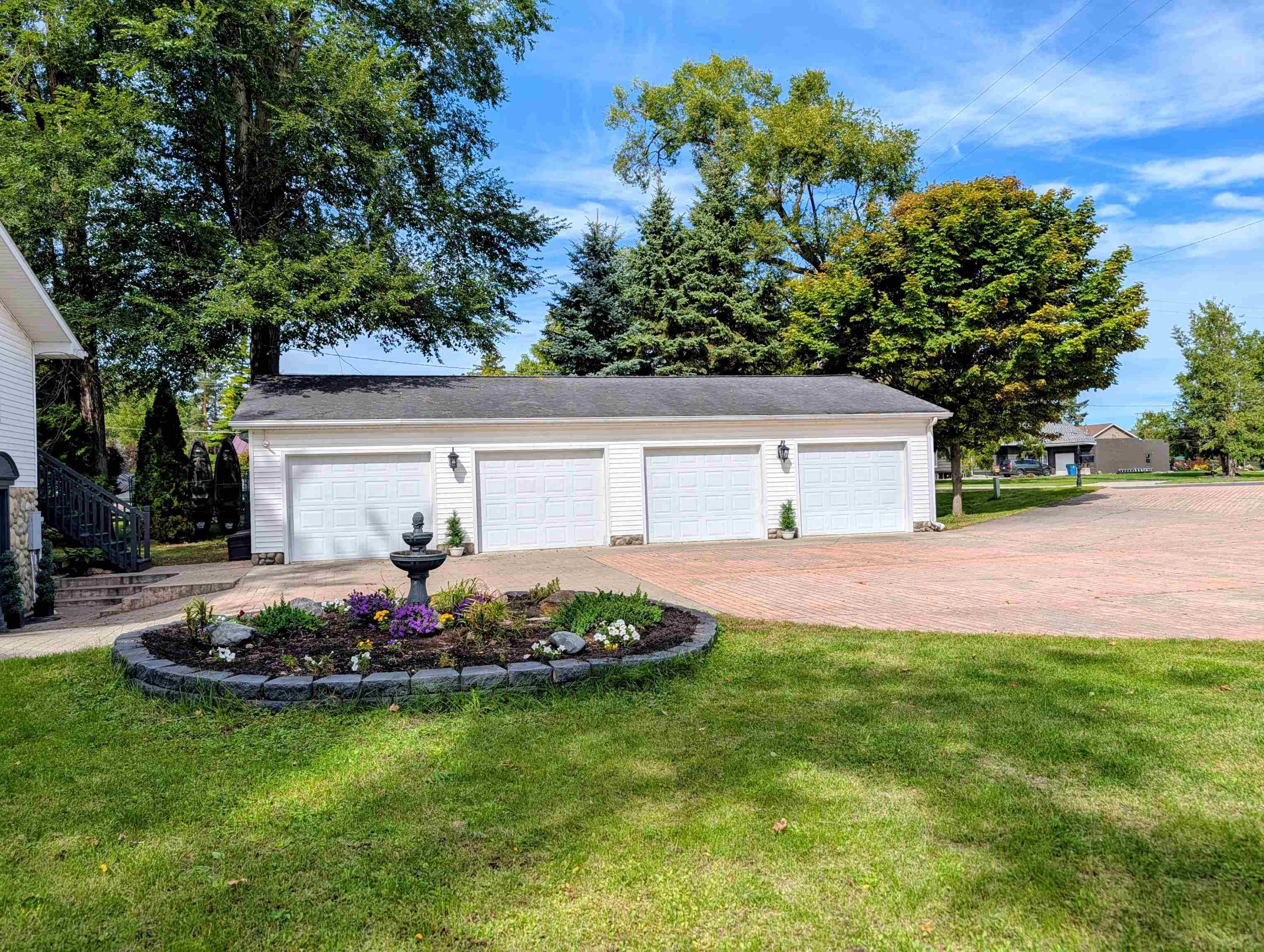 426 E Michigan Avenue Property Photo 45