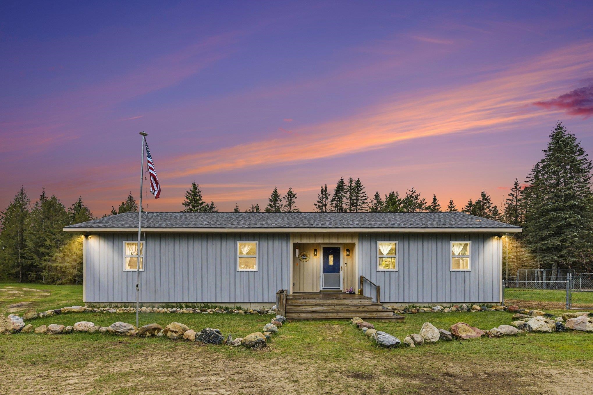 11675 Sw Coster Road Property Photo 1