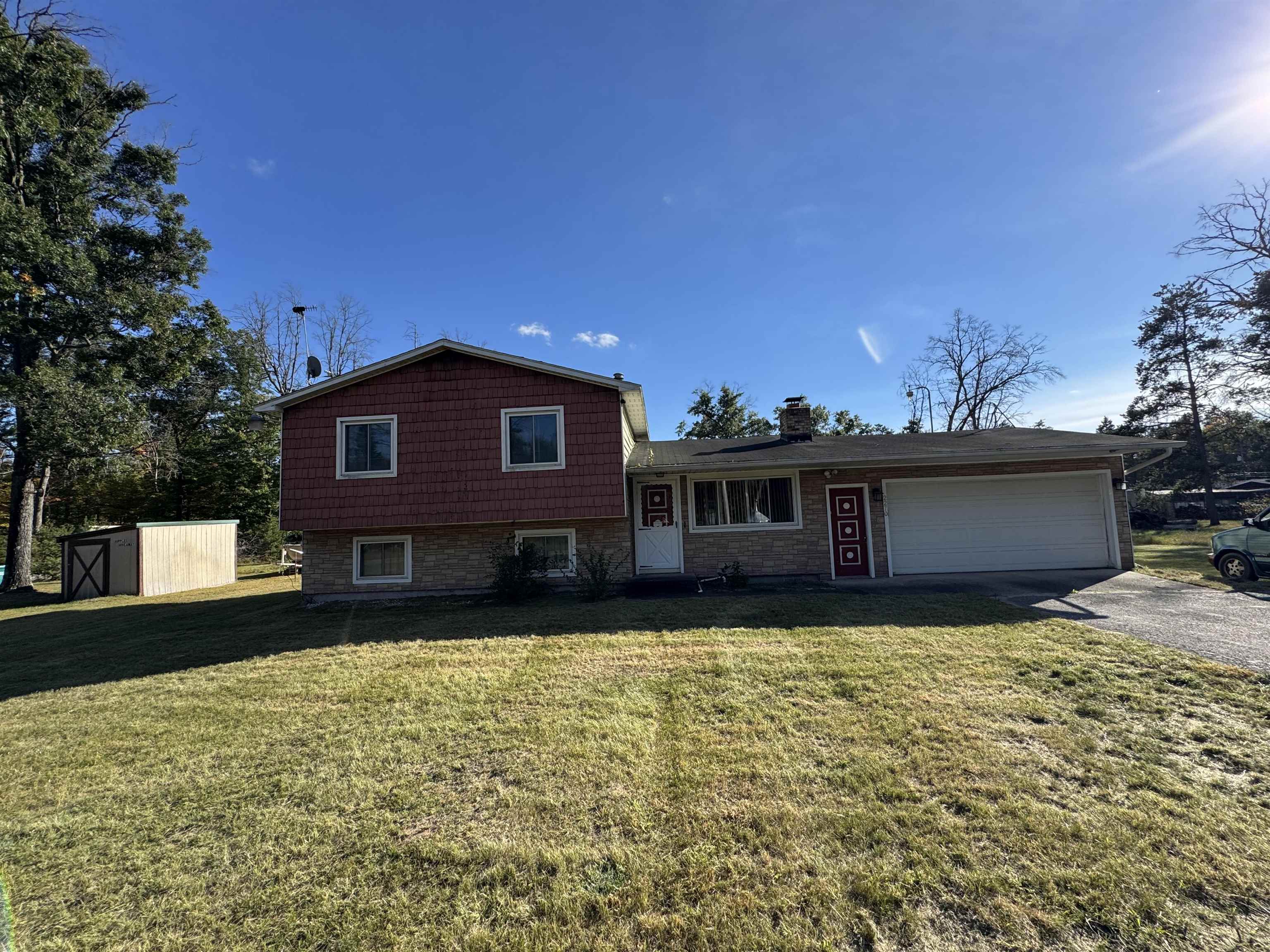 2270 John Street Property Photo