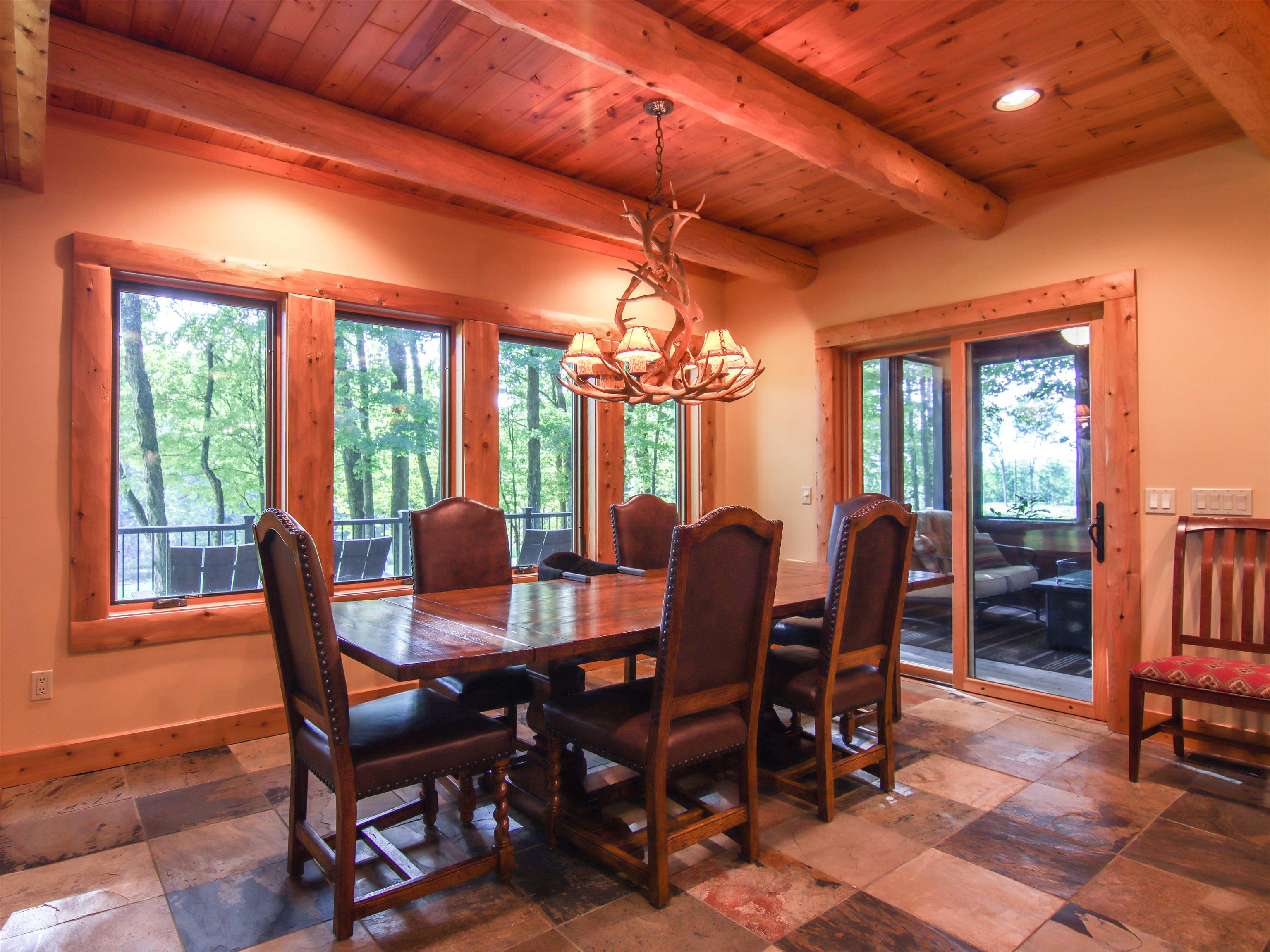 11645 Overlook Circle Property Photo 10