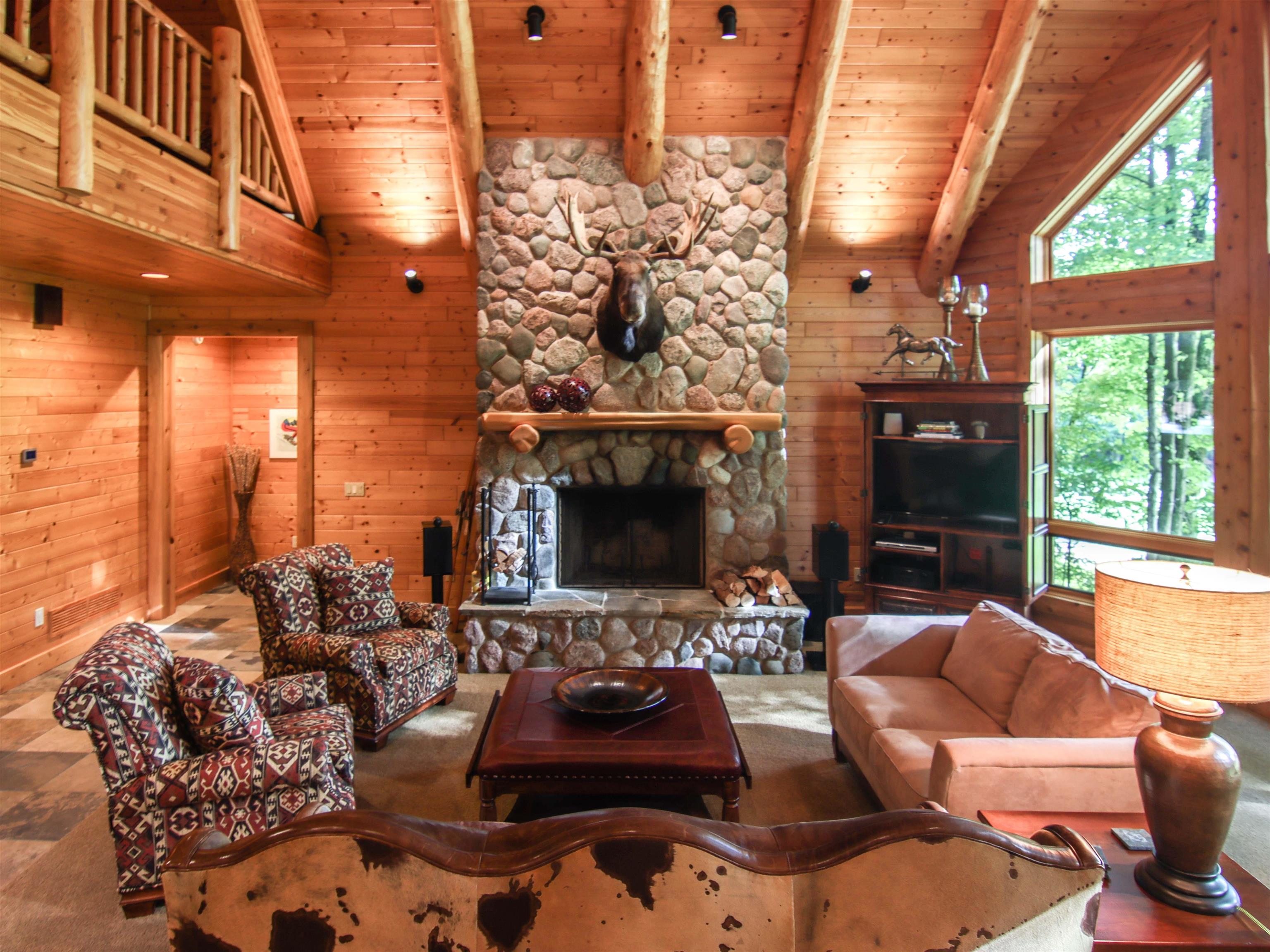 11645 Overlook Circle Property Photo 14