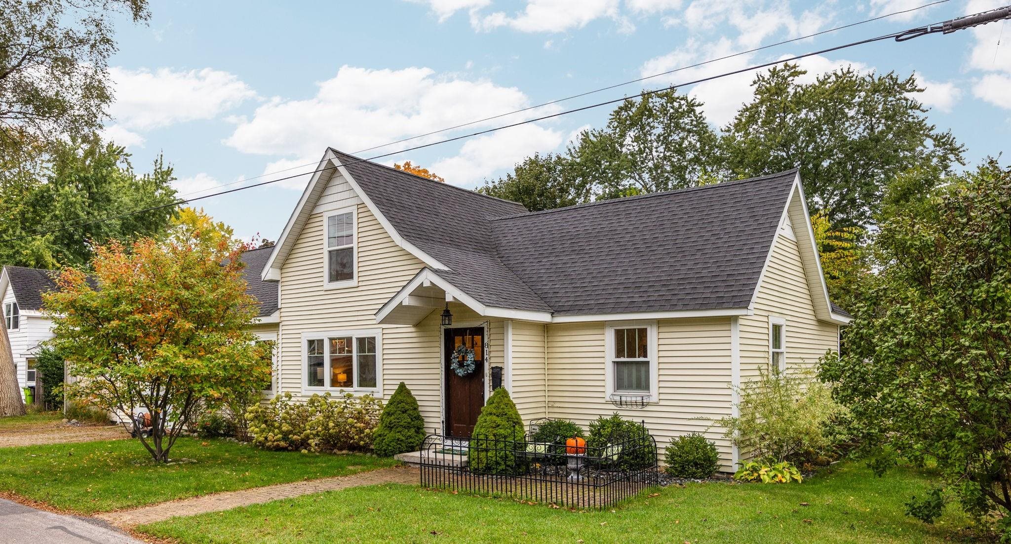 814 Locust Street Property Photo 1