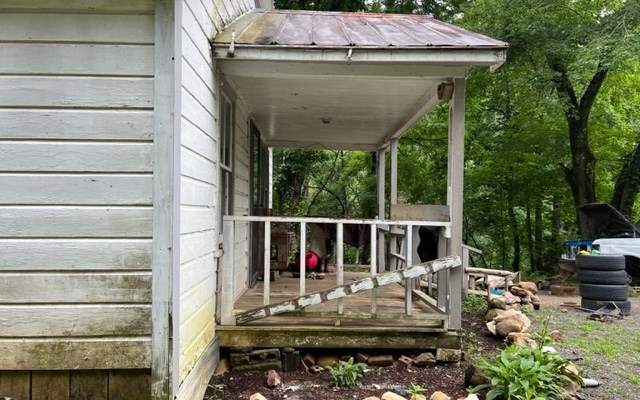 2990 Tusquittee Road Property Photo 3
