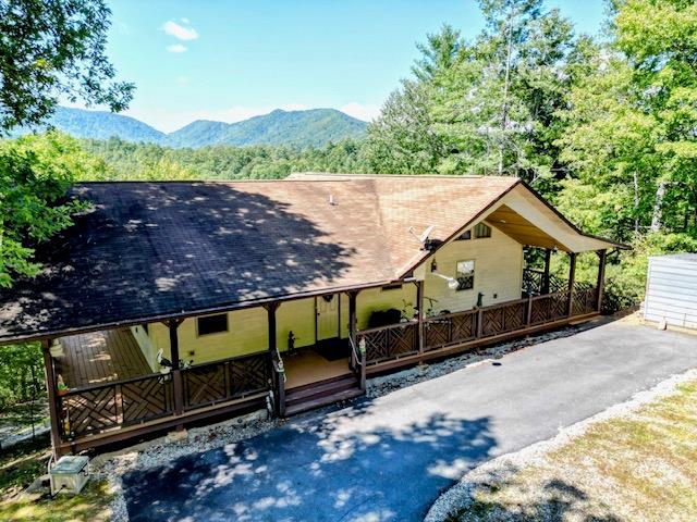 120 Hillside Terrace Property Photo 3