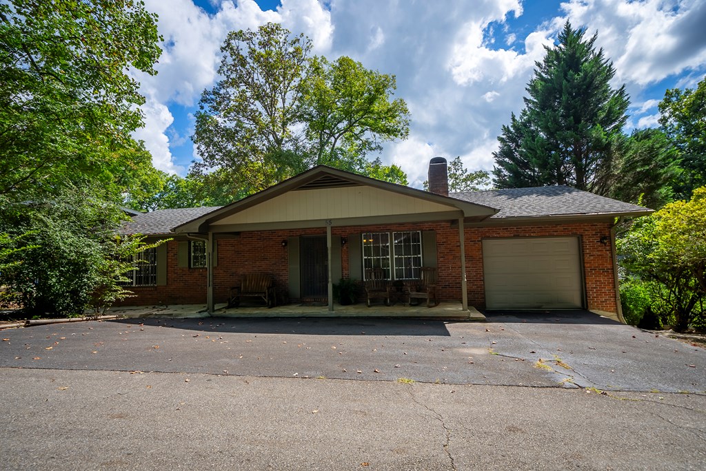 55 Avisco Property Photo 3