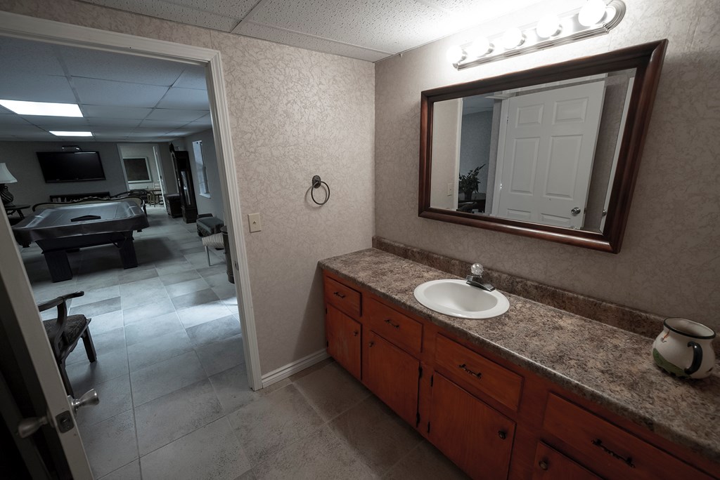 55 Avisco Property Photo 19