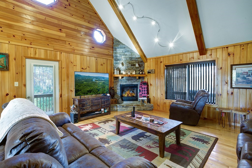 472 Bear Paw Church Road Property Photo 3
