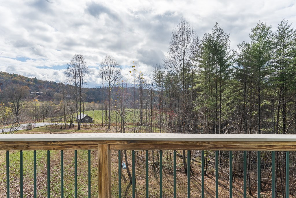 2257 Trout Cove Road Property Photo 2