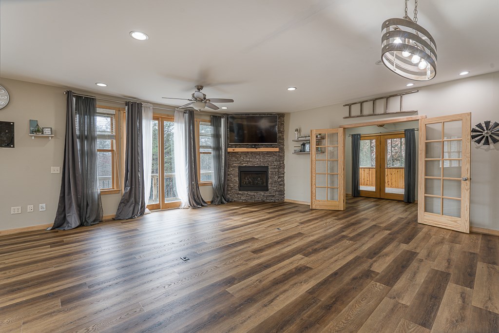 2257 Trout Cove Road Property Photo 5