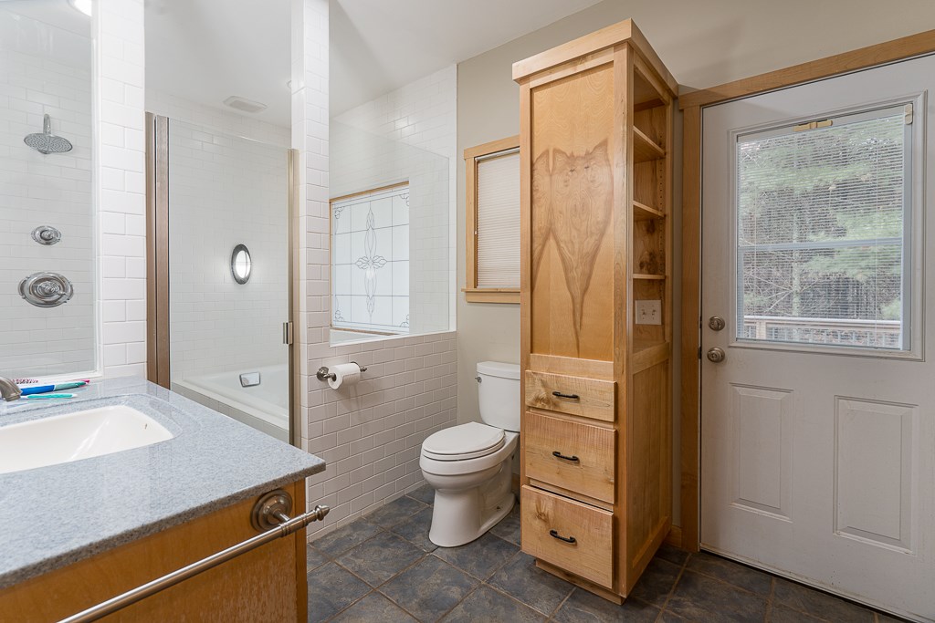 2257 Trout Cove Road Property Photo 24