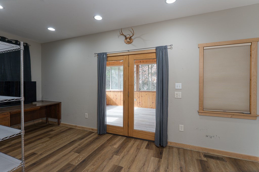 2257 Trout Cove Road Property Photo 32