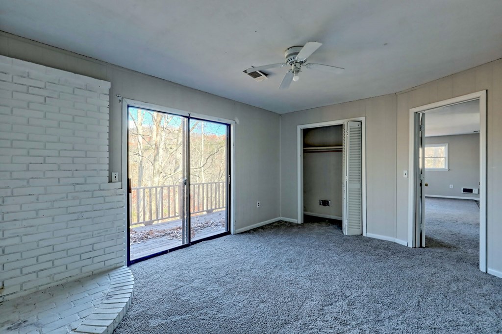 372 Peckerwood Rd Property Photo 15