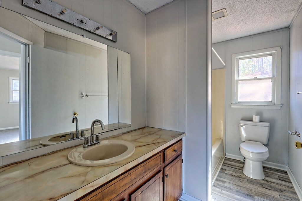 372 Peckerwood Rd Property Photo 16