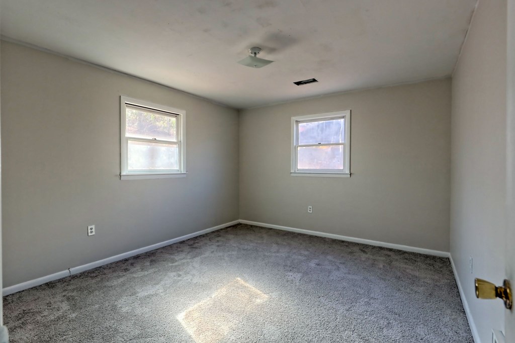 372 Peckerwood Rd Property Photo 18