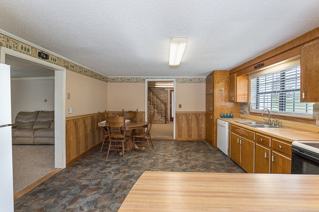 45 Boyd Street Property Photo 12